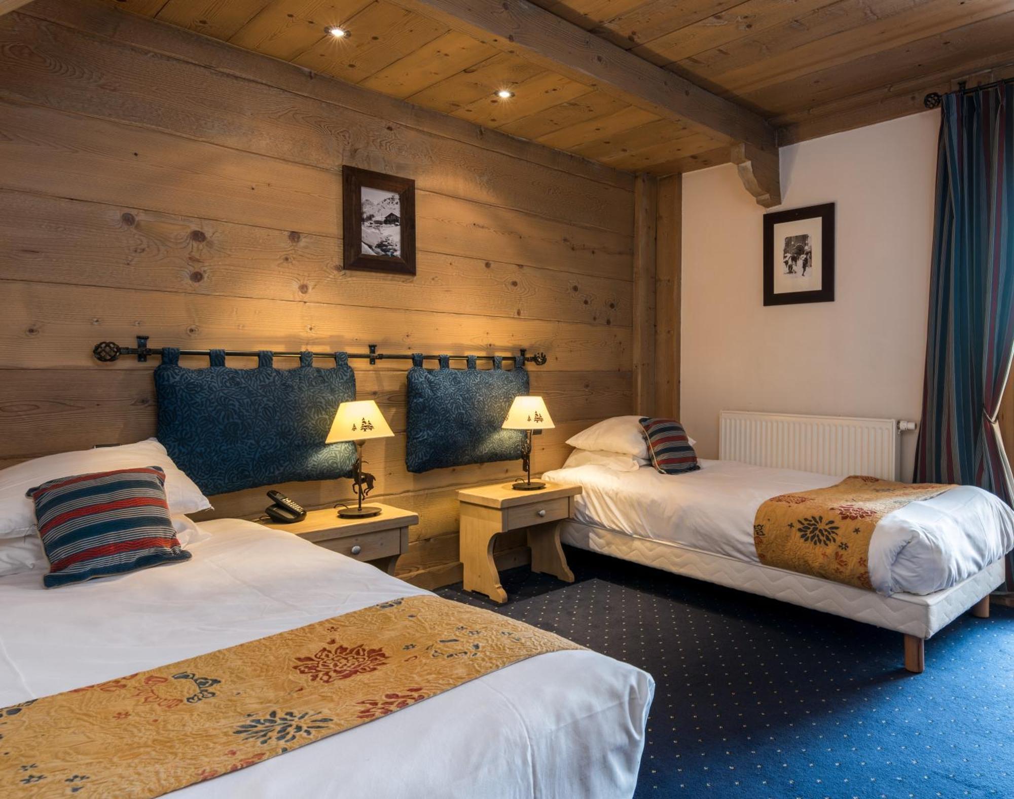Chambre Lits Jumeaux avec Baignoire