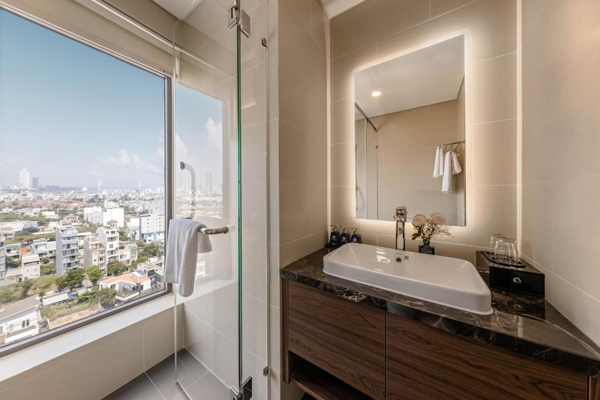 Premier Triple Room