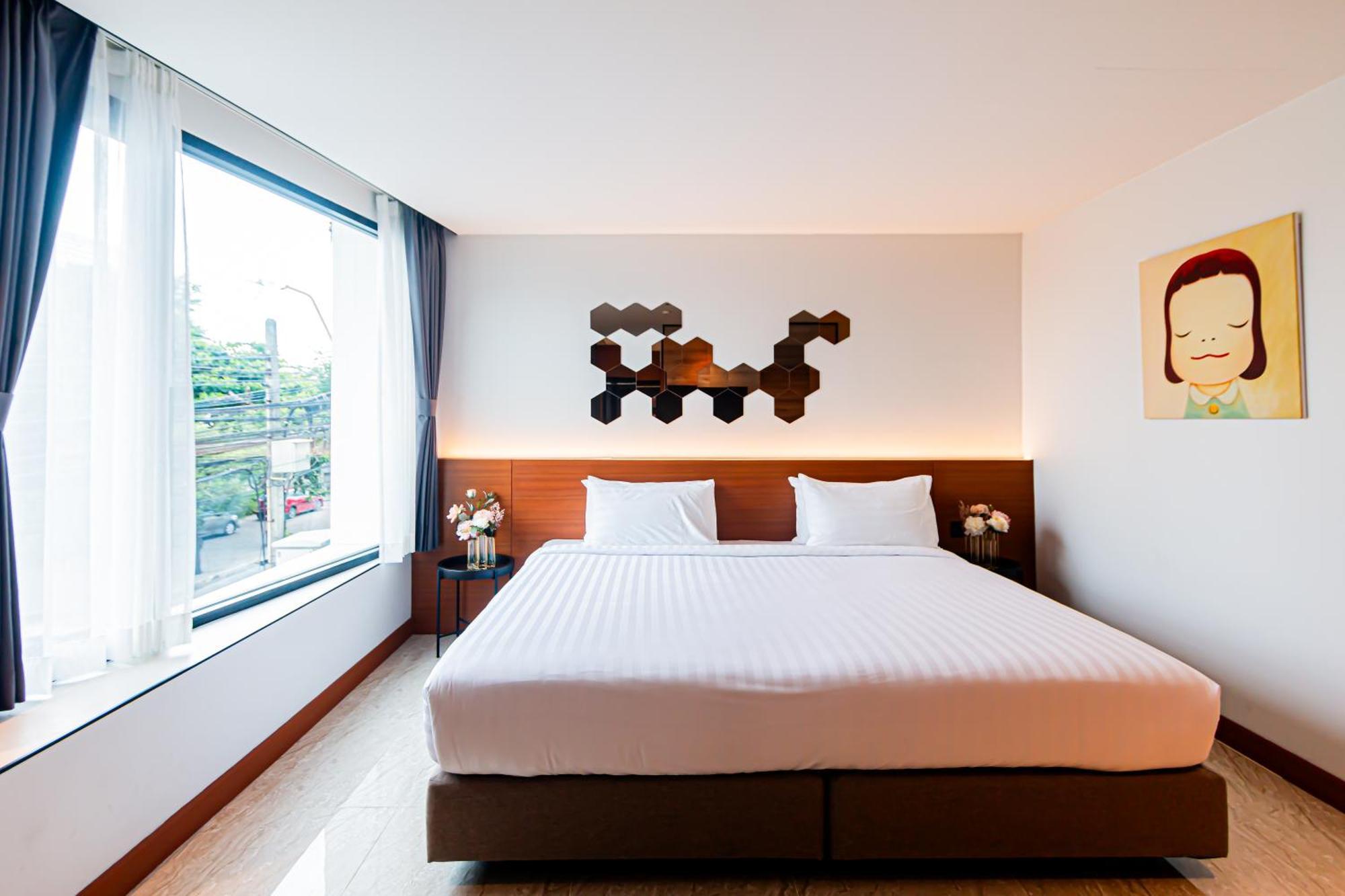 Deluxe King Room,1620285778:JPEG