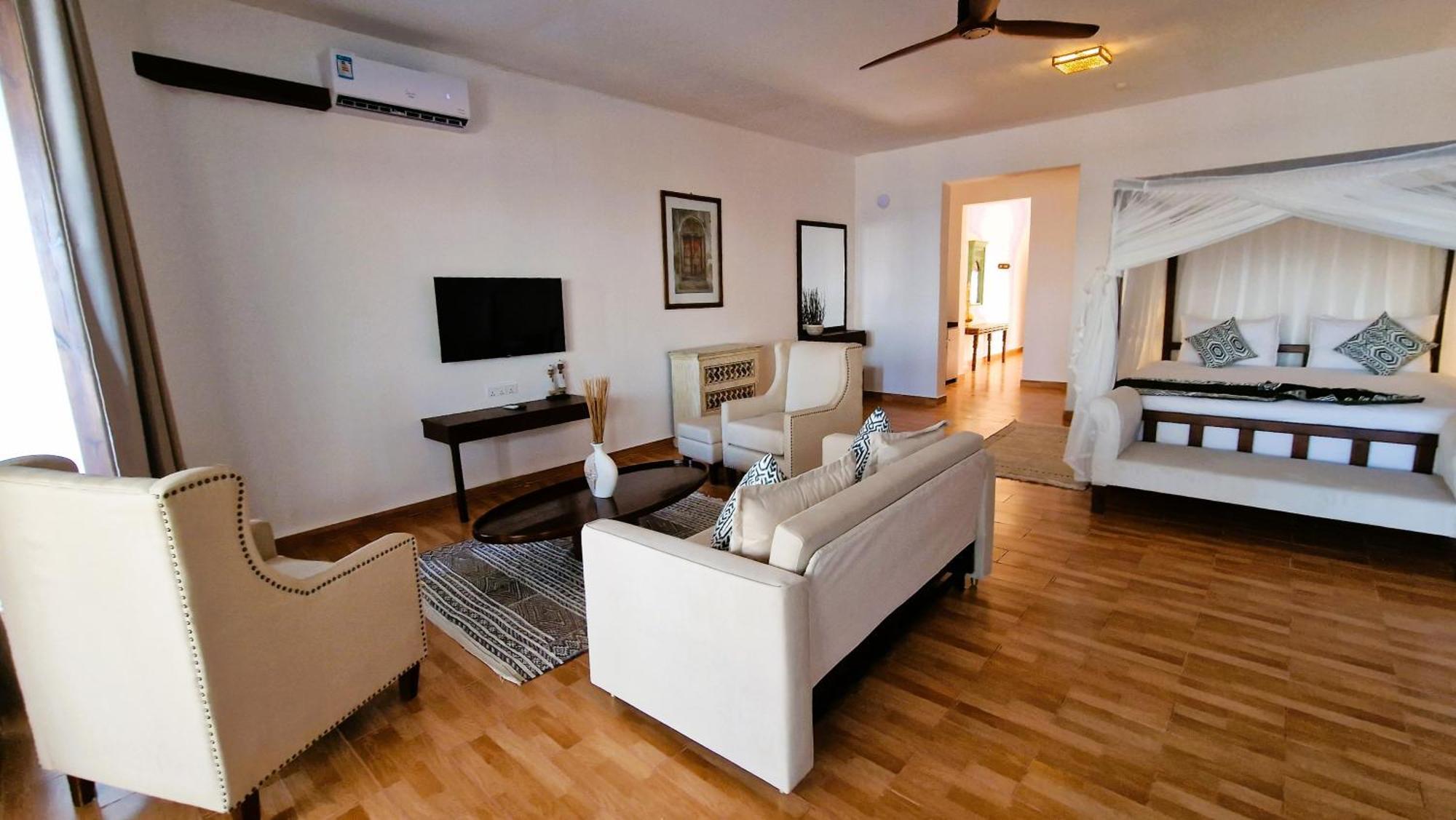 Premium Ocean Suite