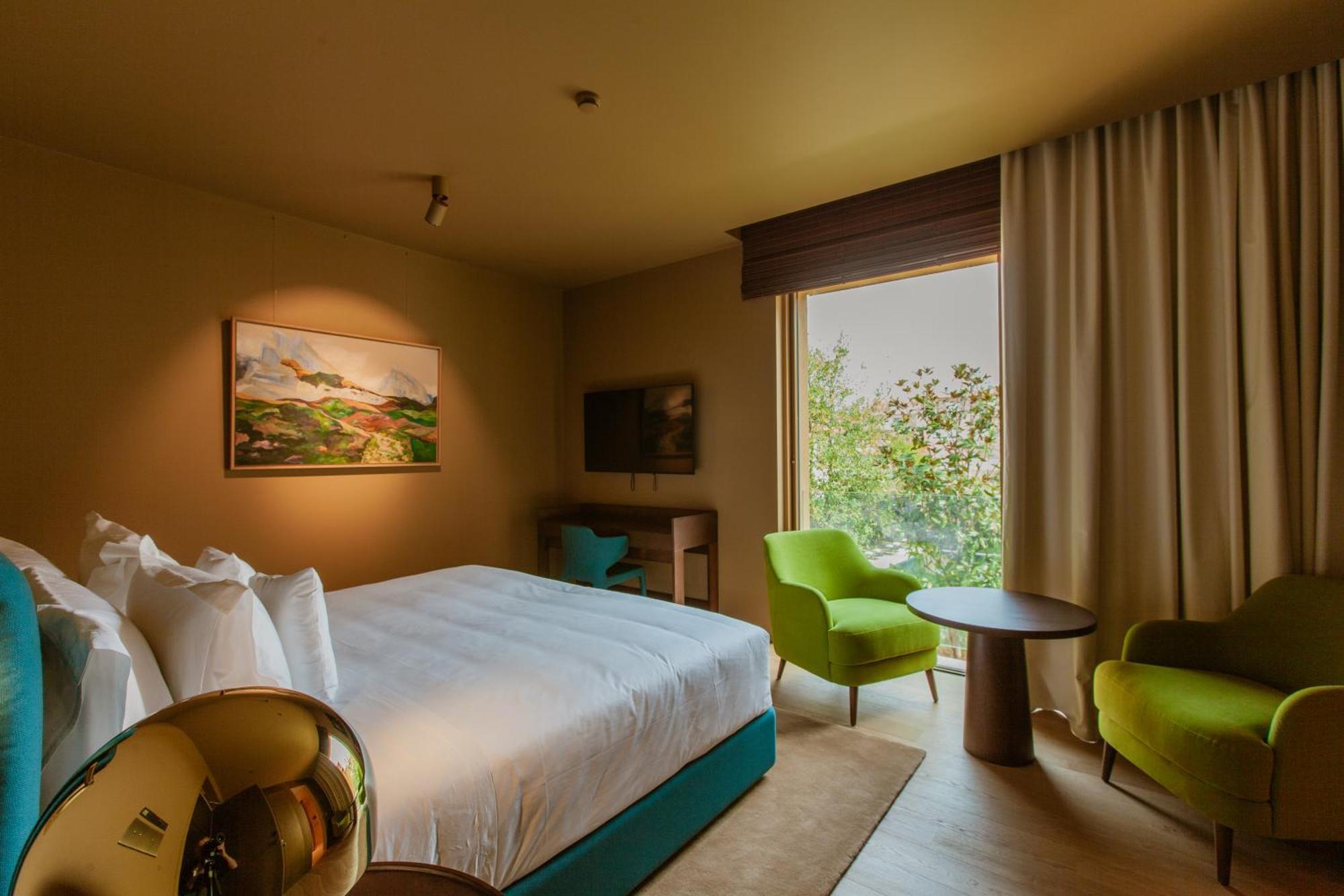 Double Room,1620319594:JPEG