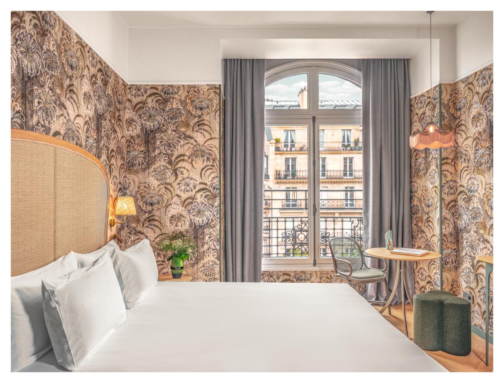 Superior Room View,1647872838:JPEG