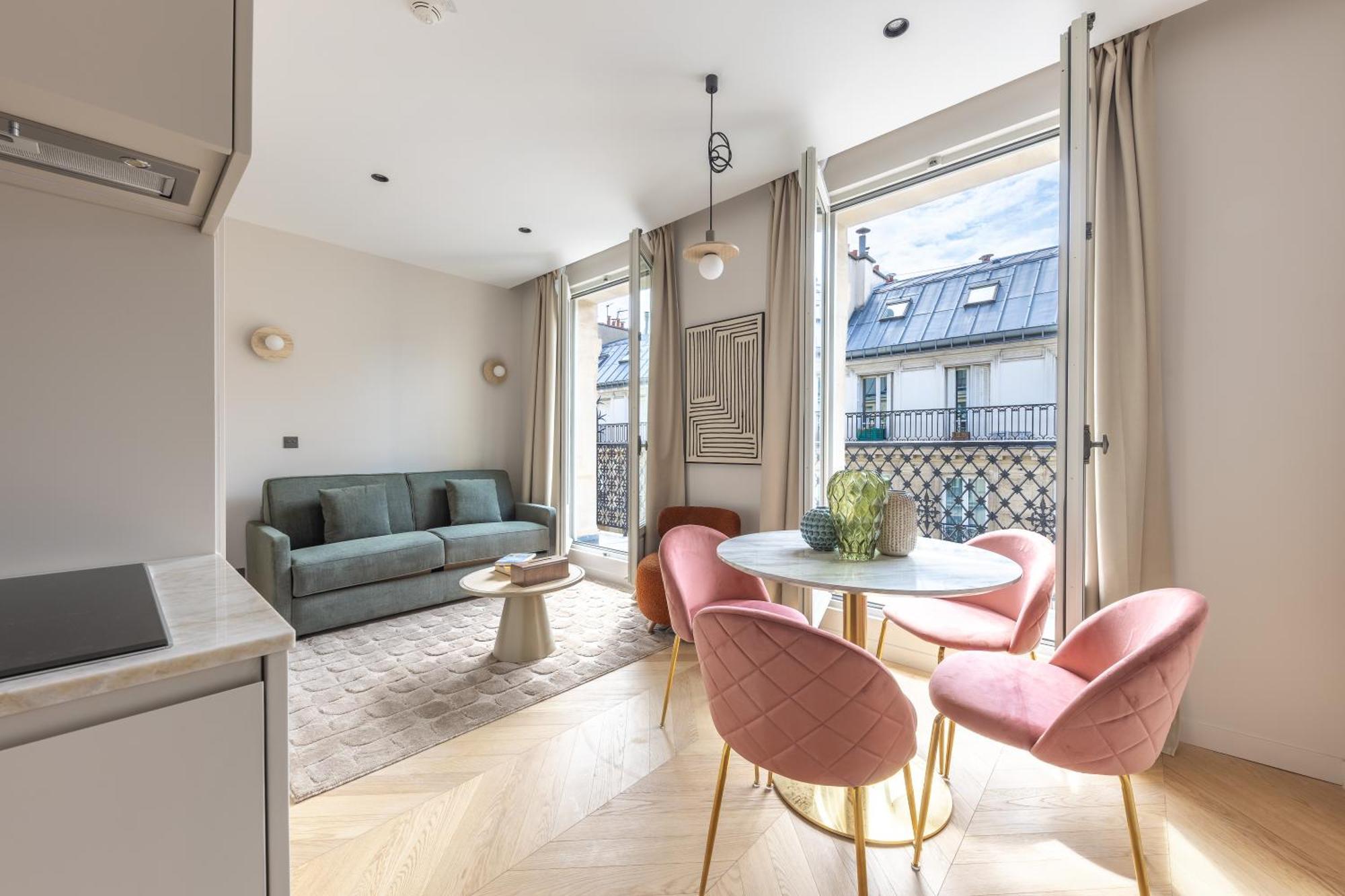 Superior Apartment with City View,1620525284:JPEG