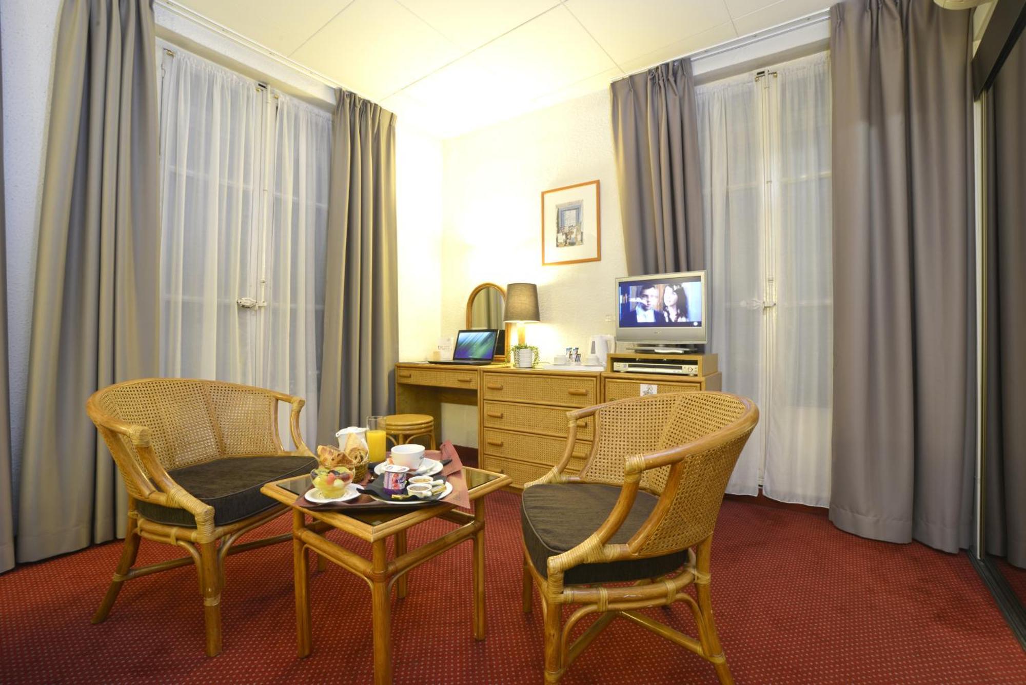 Superior Triple Room