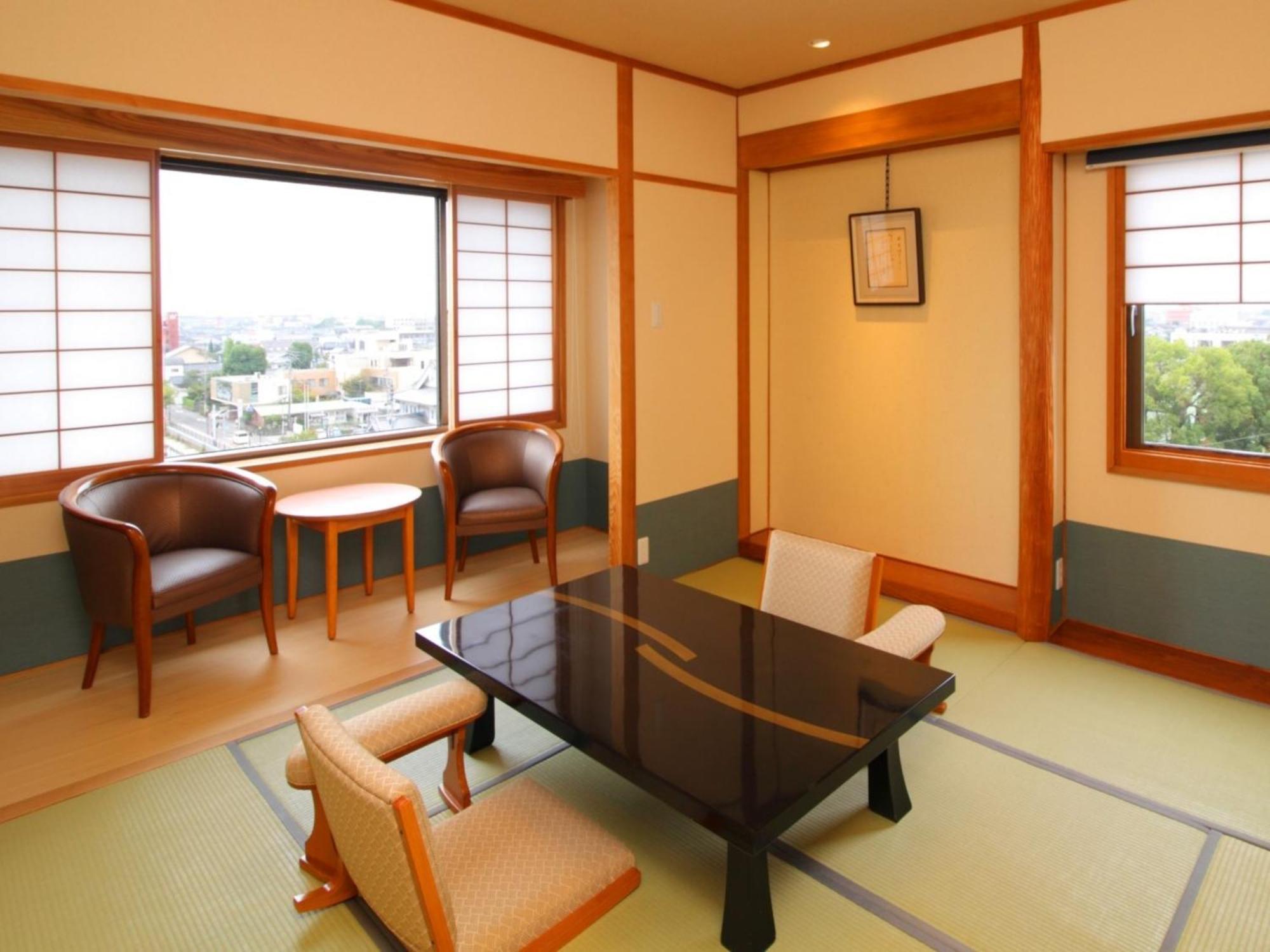 Japanese-Style Triple Room