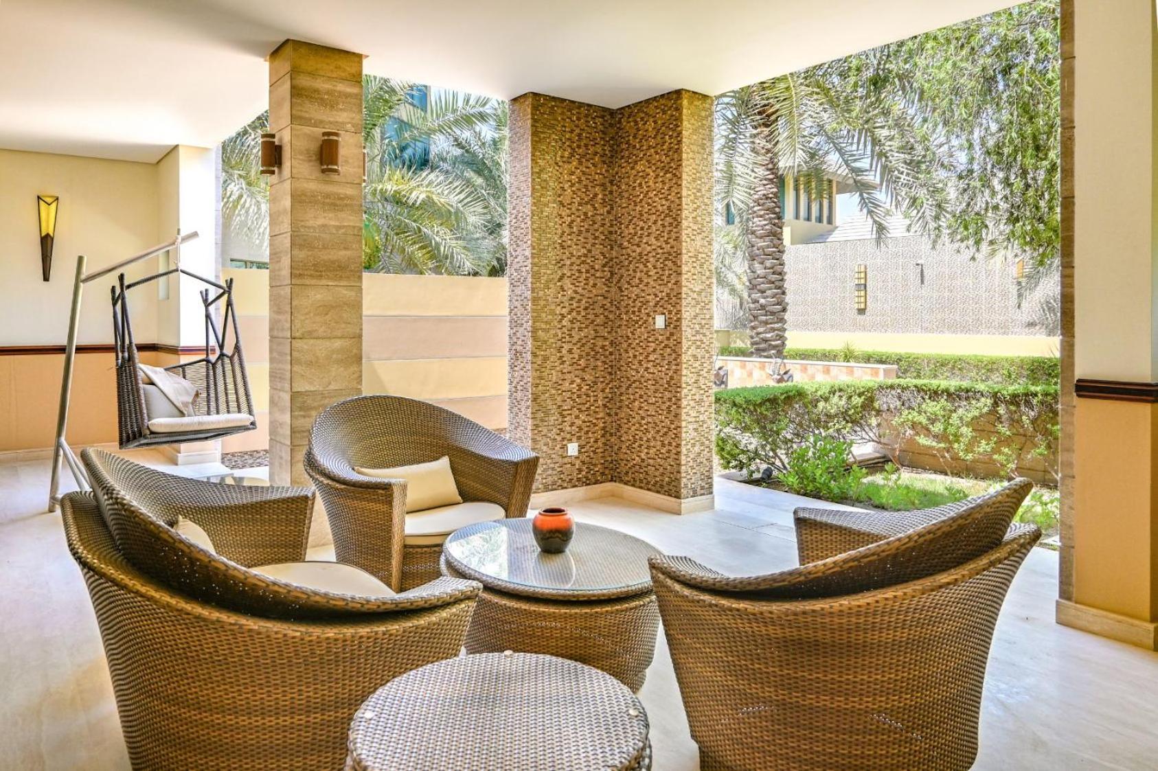Royal Villa with Sea View