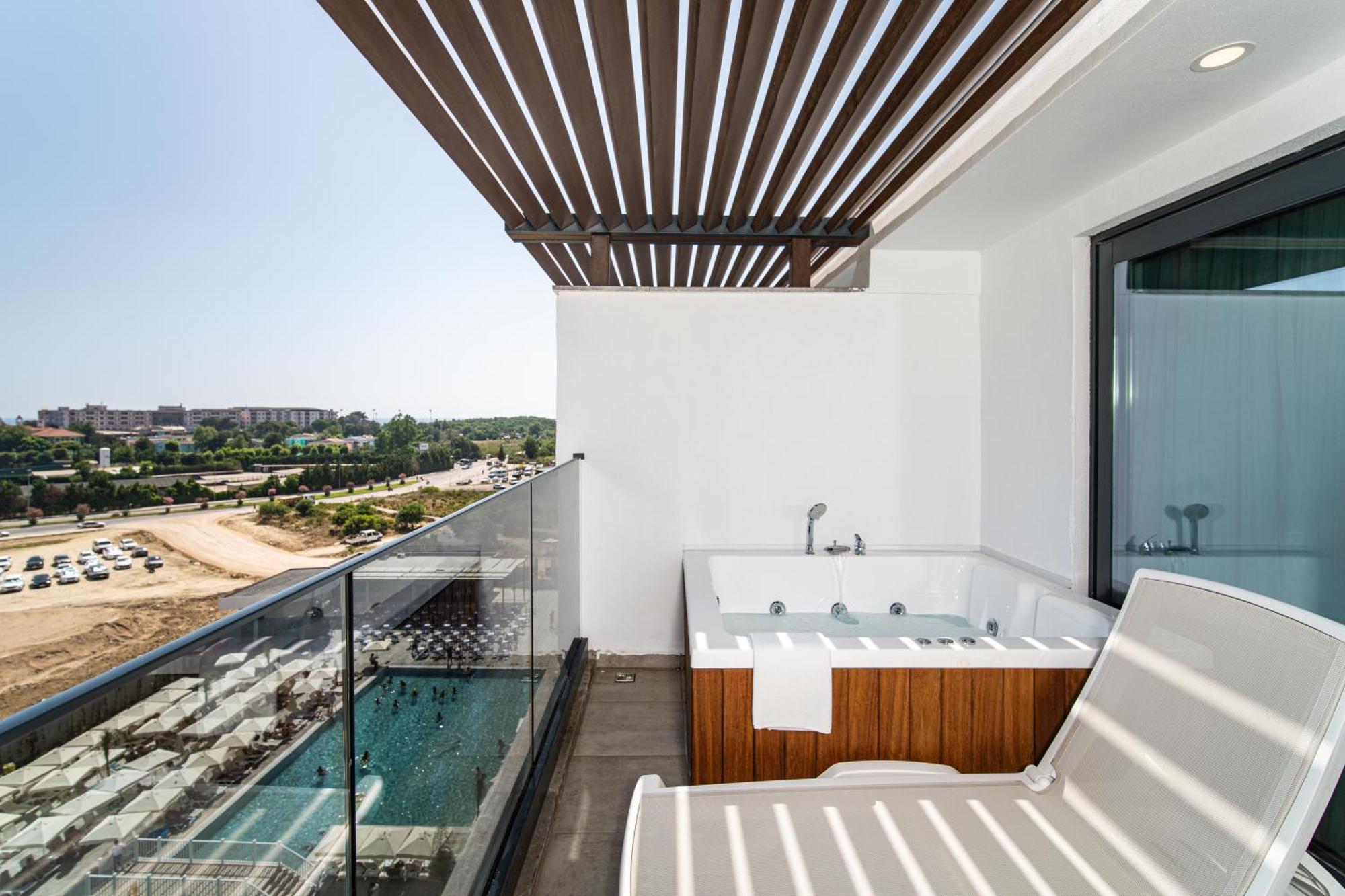 Doppelzimmer mit Poolblick