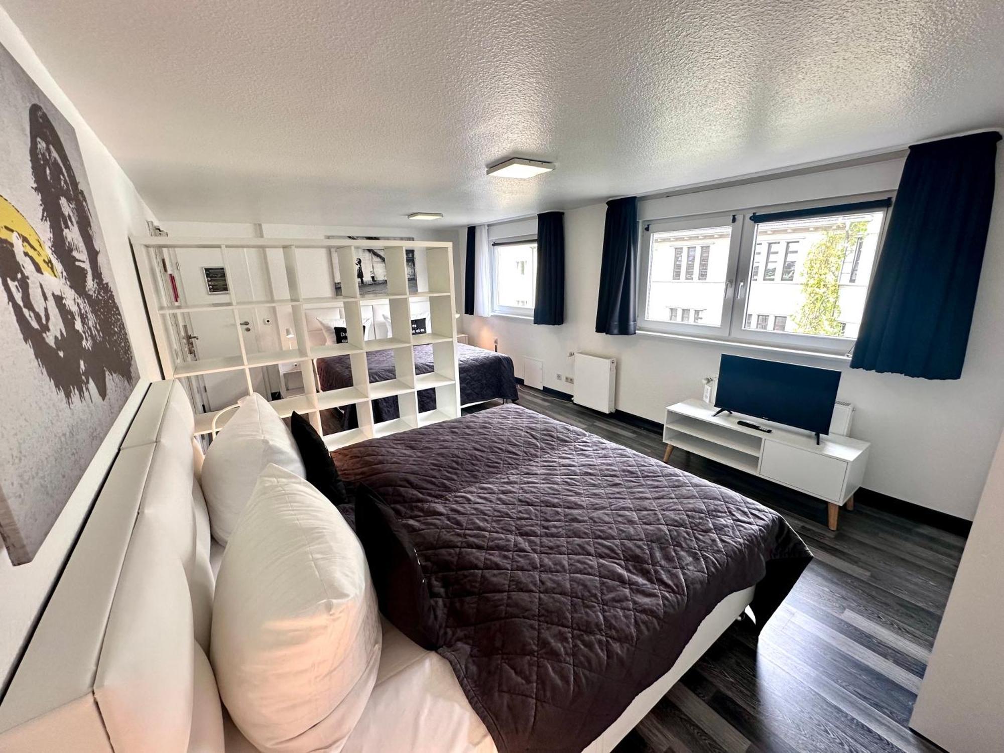 Studio (4 Adults)