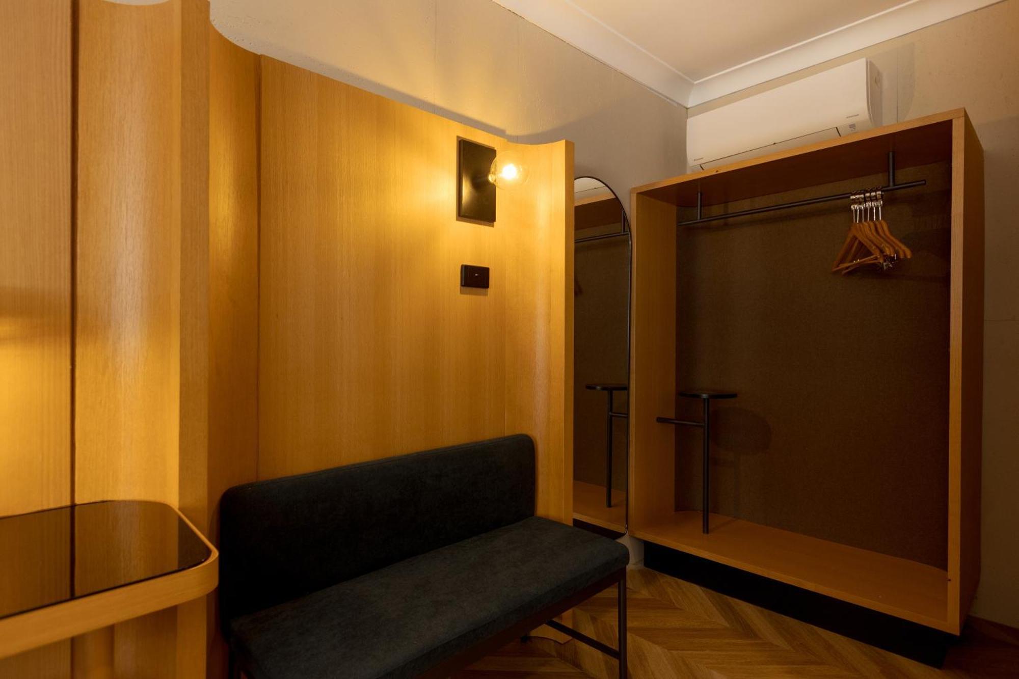 Two-Bedroom Deluxe Apartment