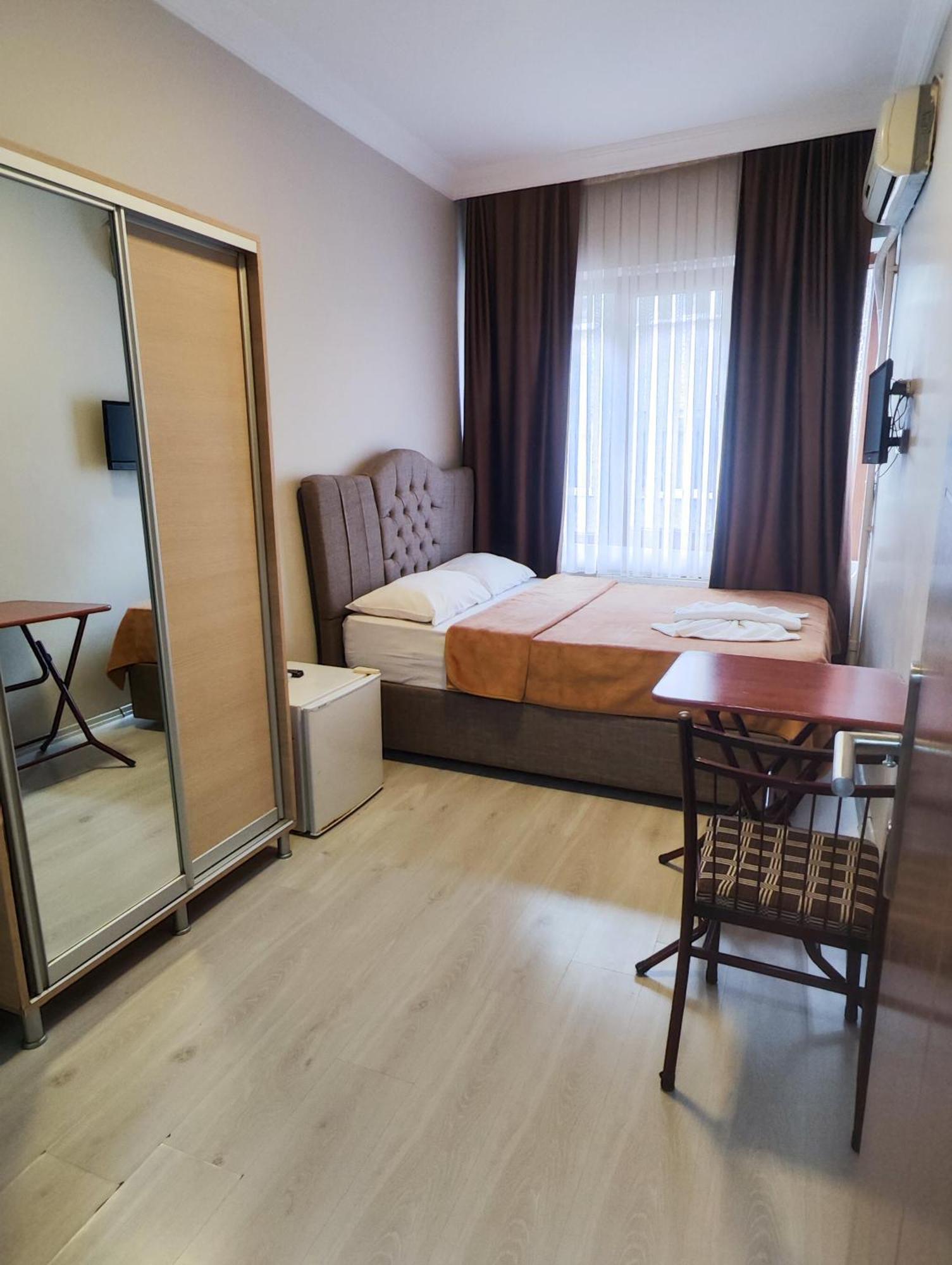 Double Room,1622024756:JPEG