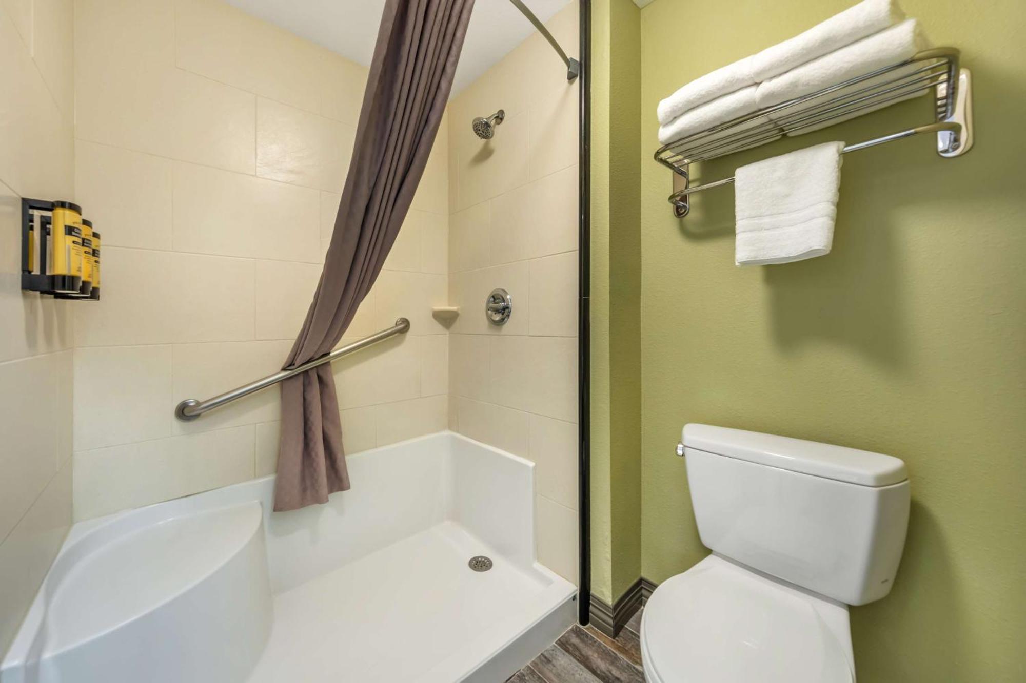 Queen Suite with Two Queen Beds