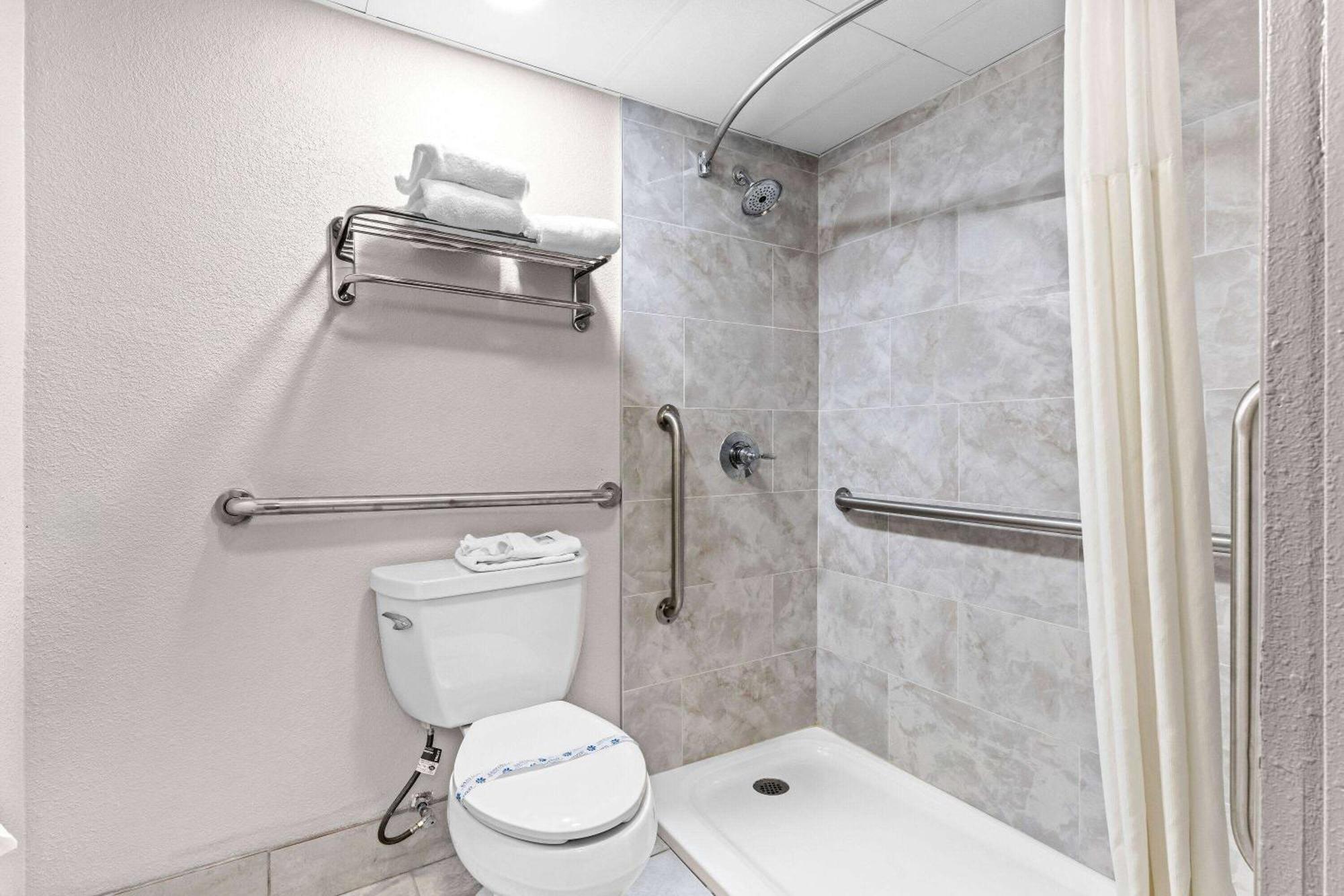 King Room Disability Access or Non-Smoking