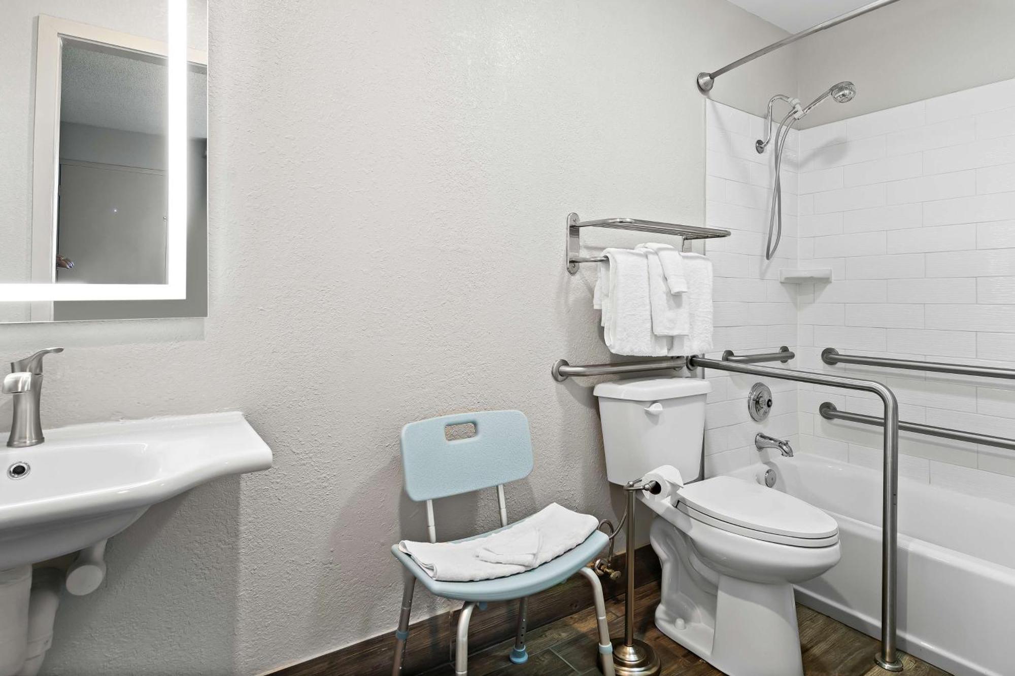 King Room - Disability Access