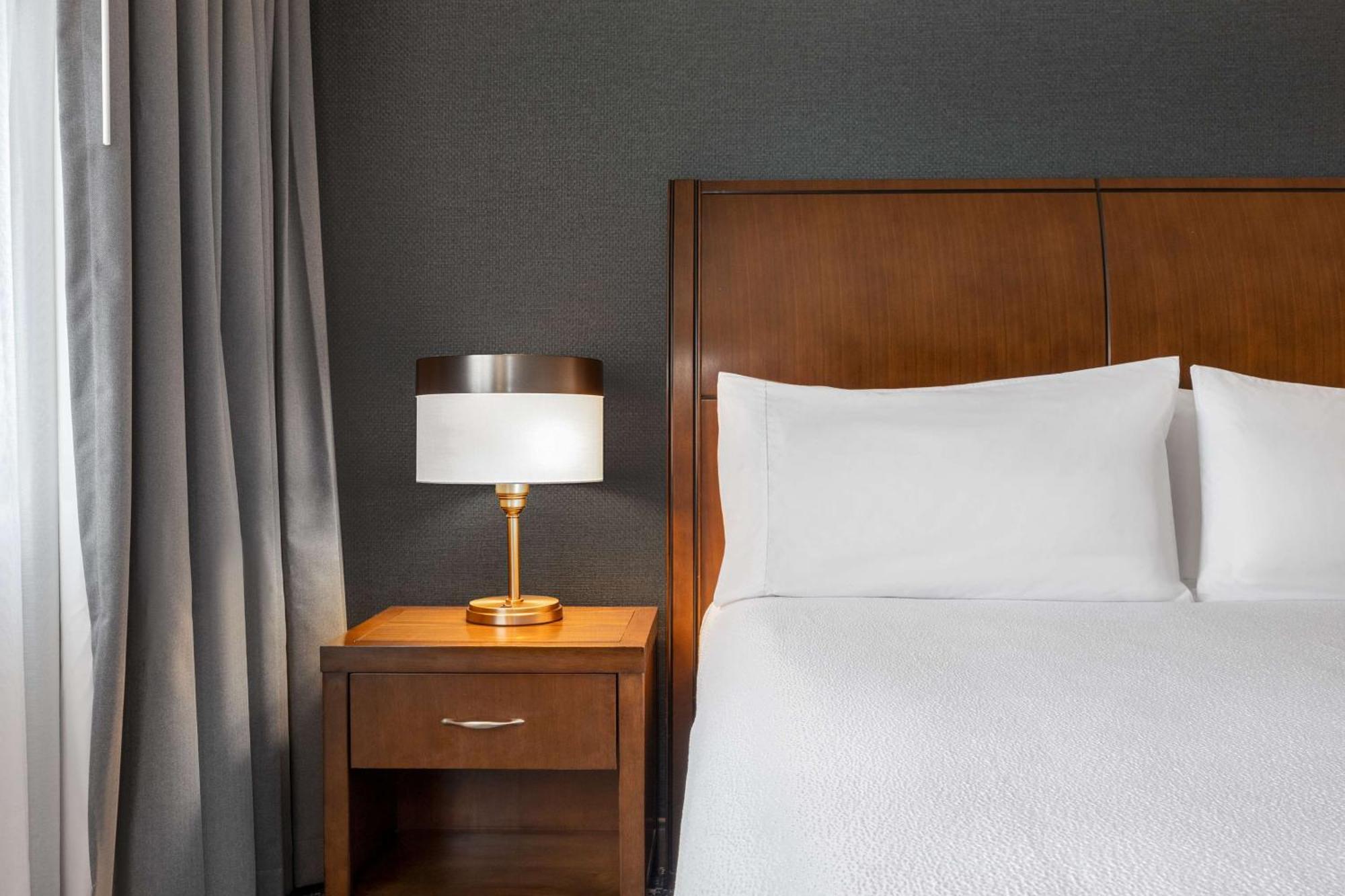 King Room Lake View