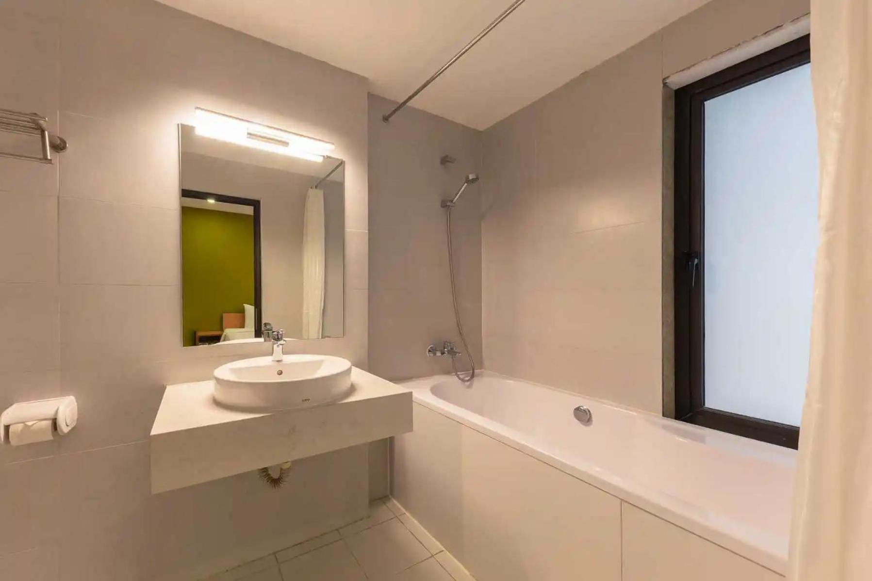 Phòng Deluxe Giường Đôi