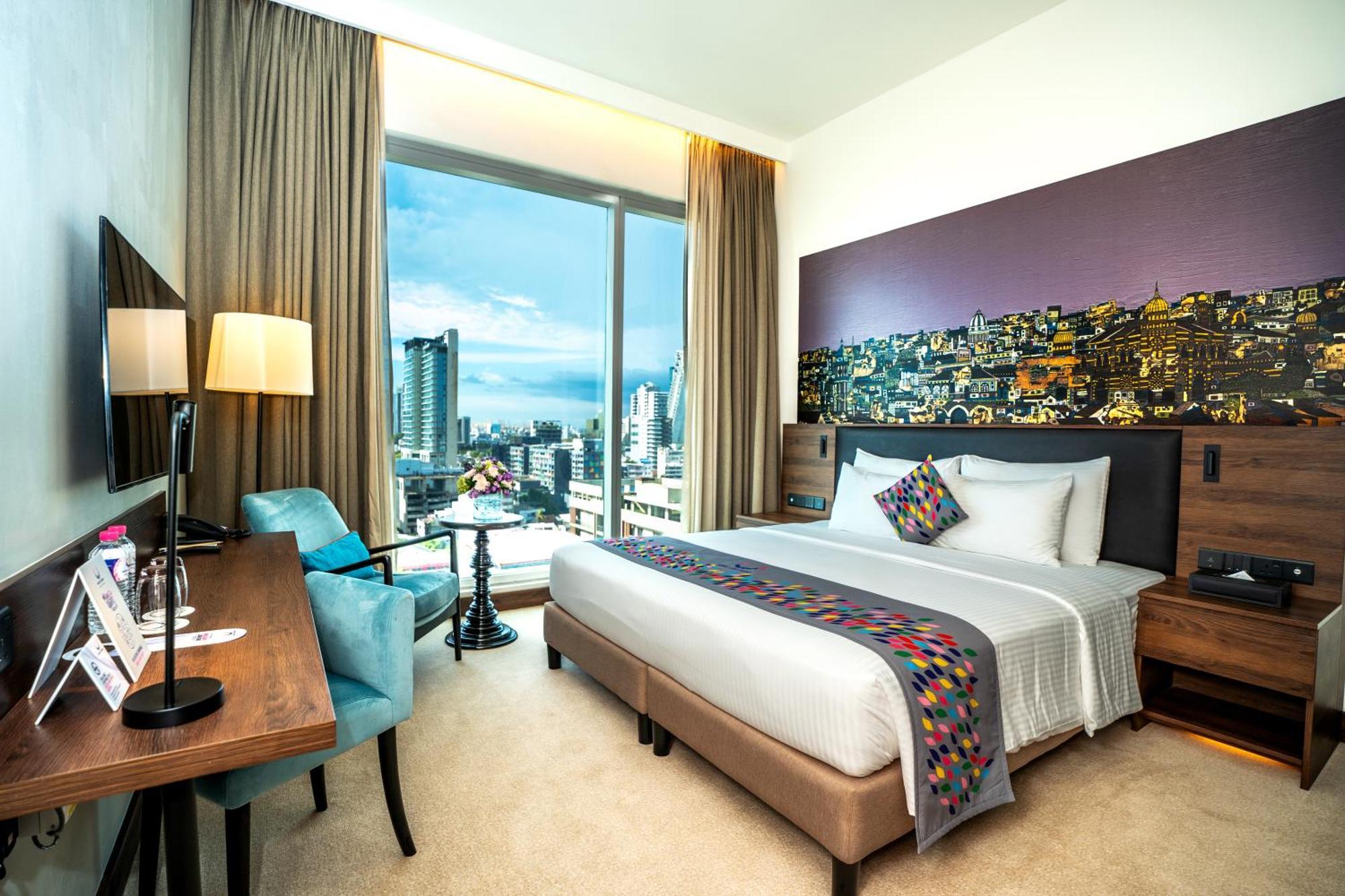 Deluxe Double Partial Sea View