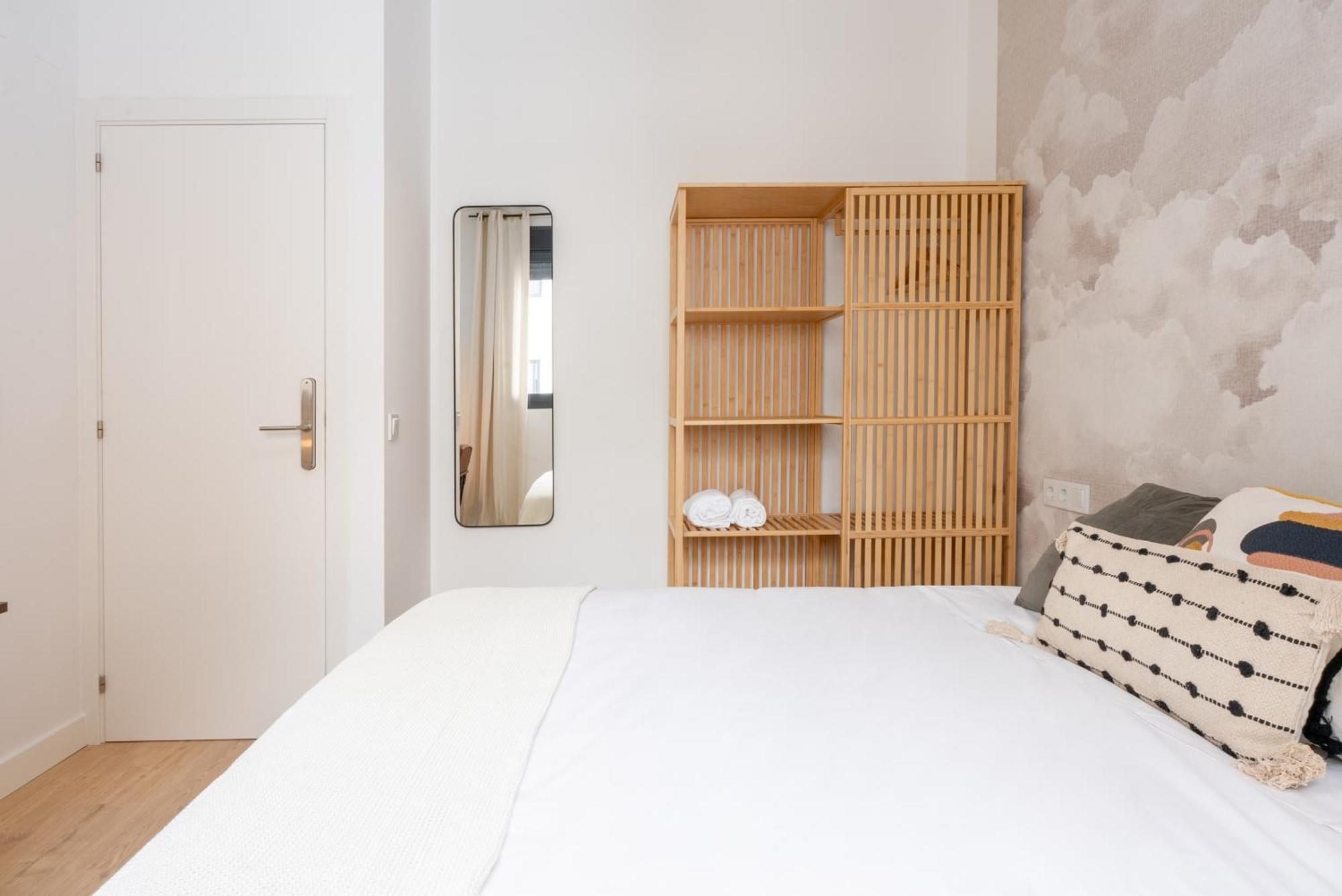 Habitación con baño compartido - Cama grande