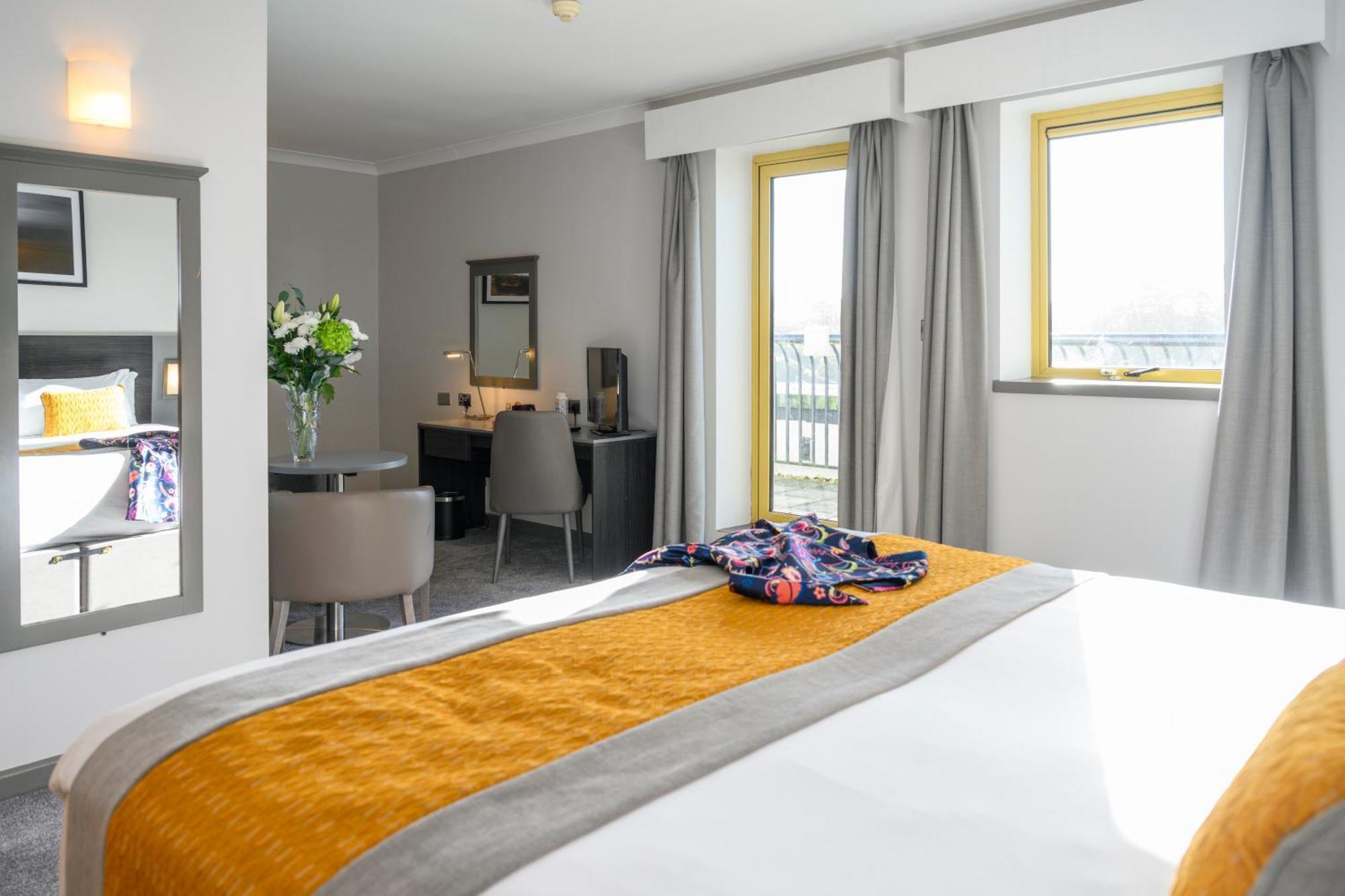 Double & Single Balcony,1622866020:JPEG