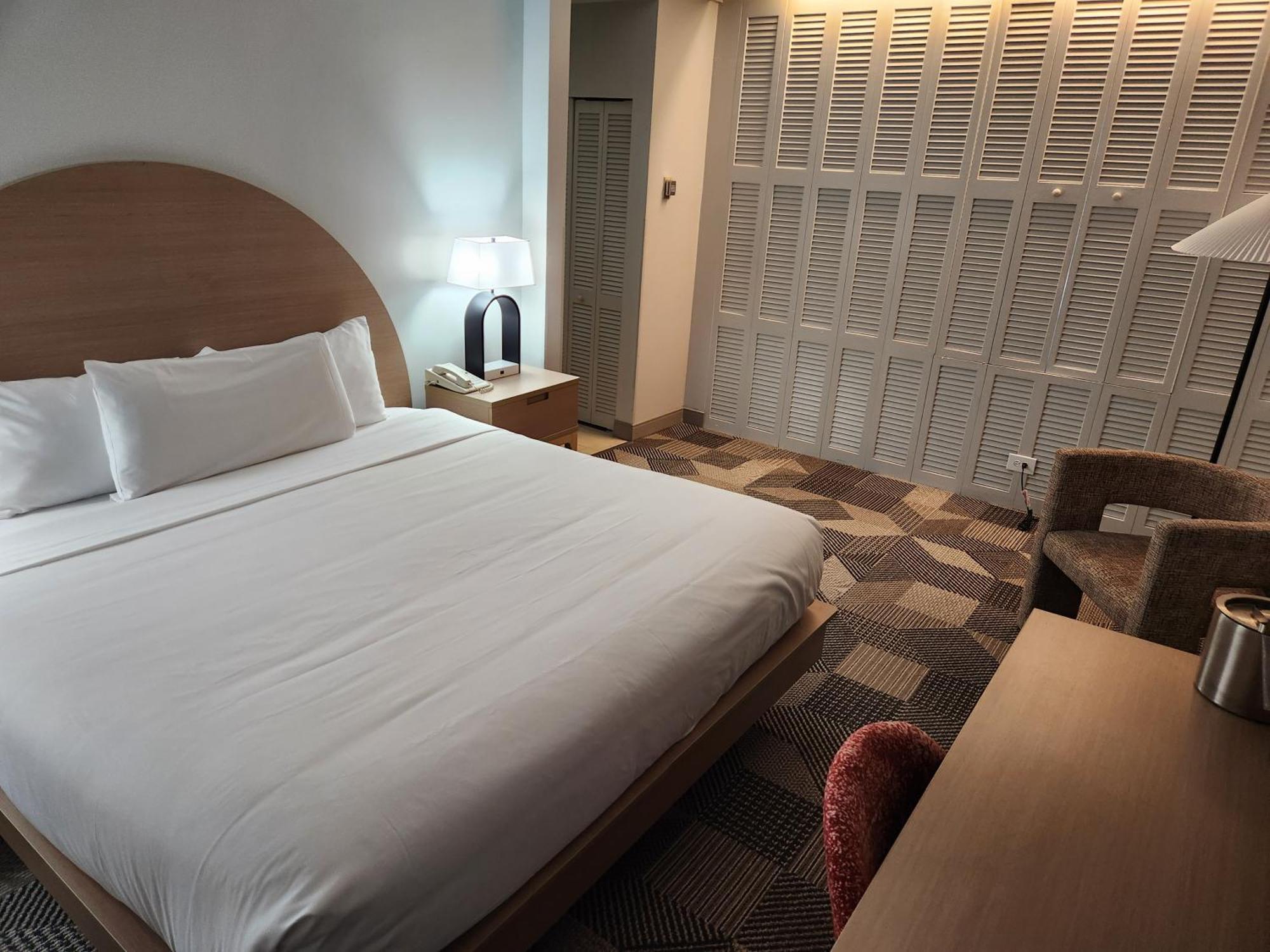 Standard King Room