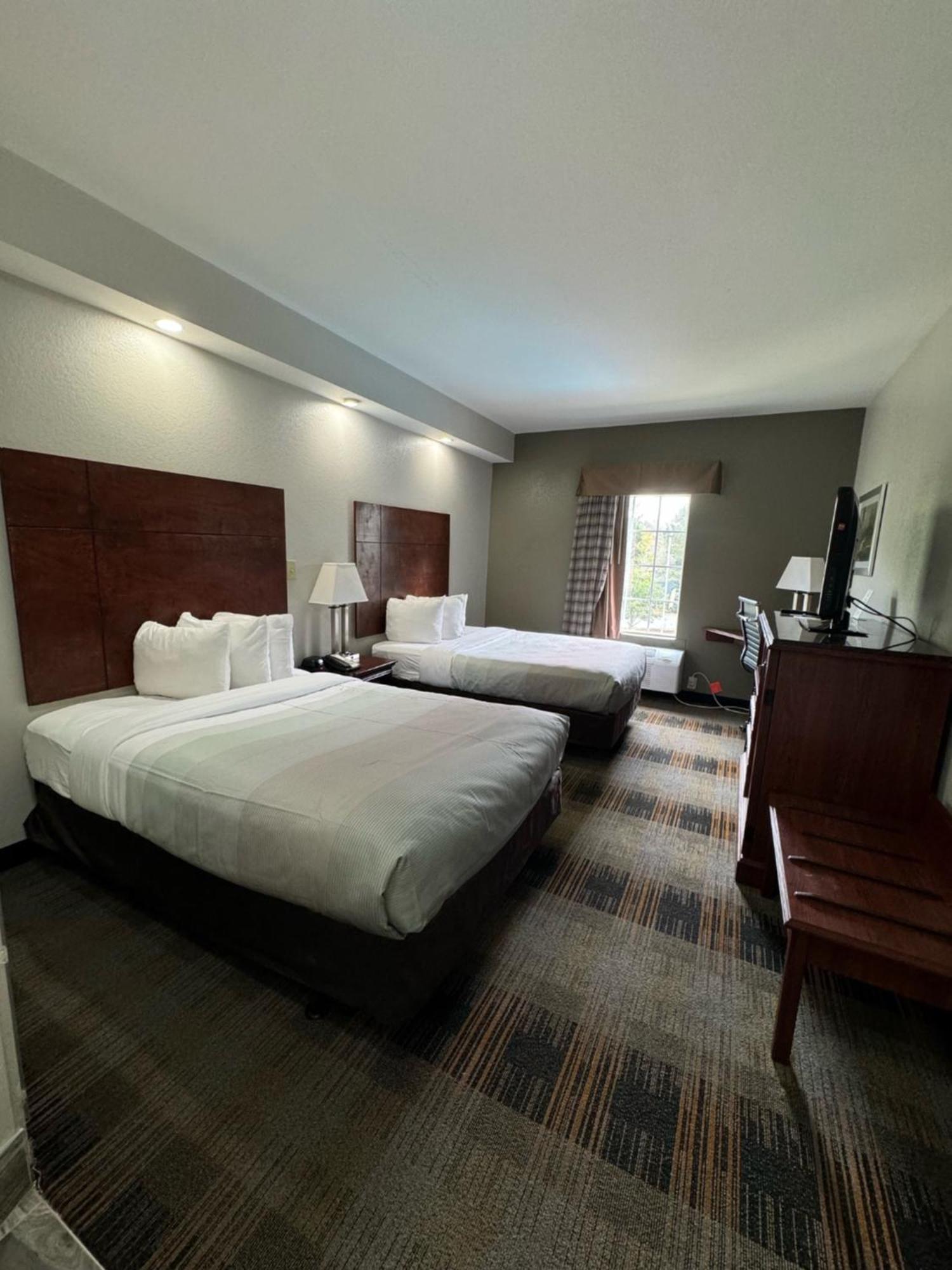 Double Room with Two Double Beds - Accessible/Non-Smoking