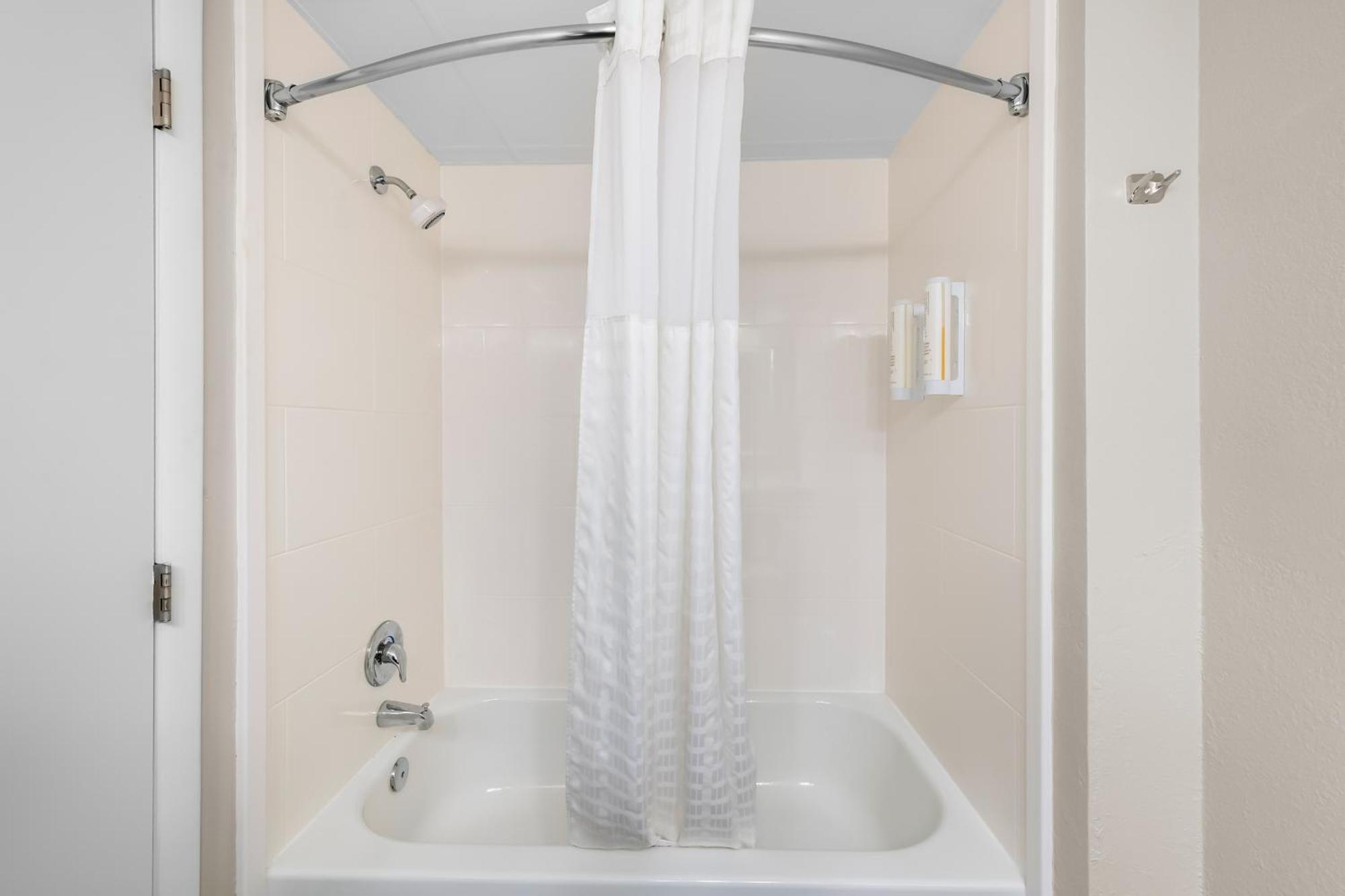Double Room with Two Double Beds - Non-Smoking