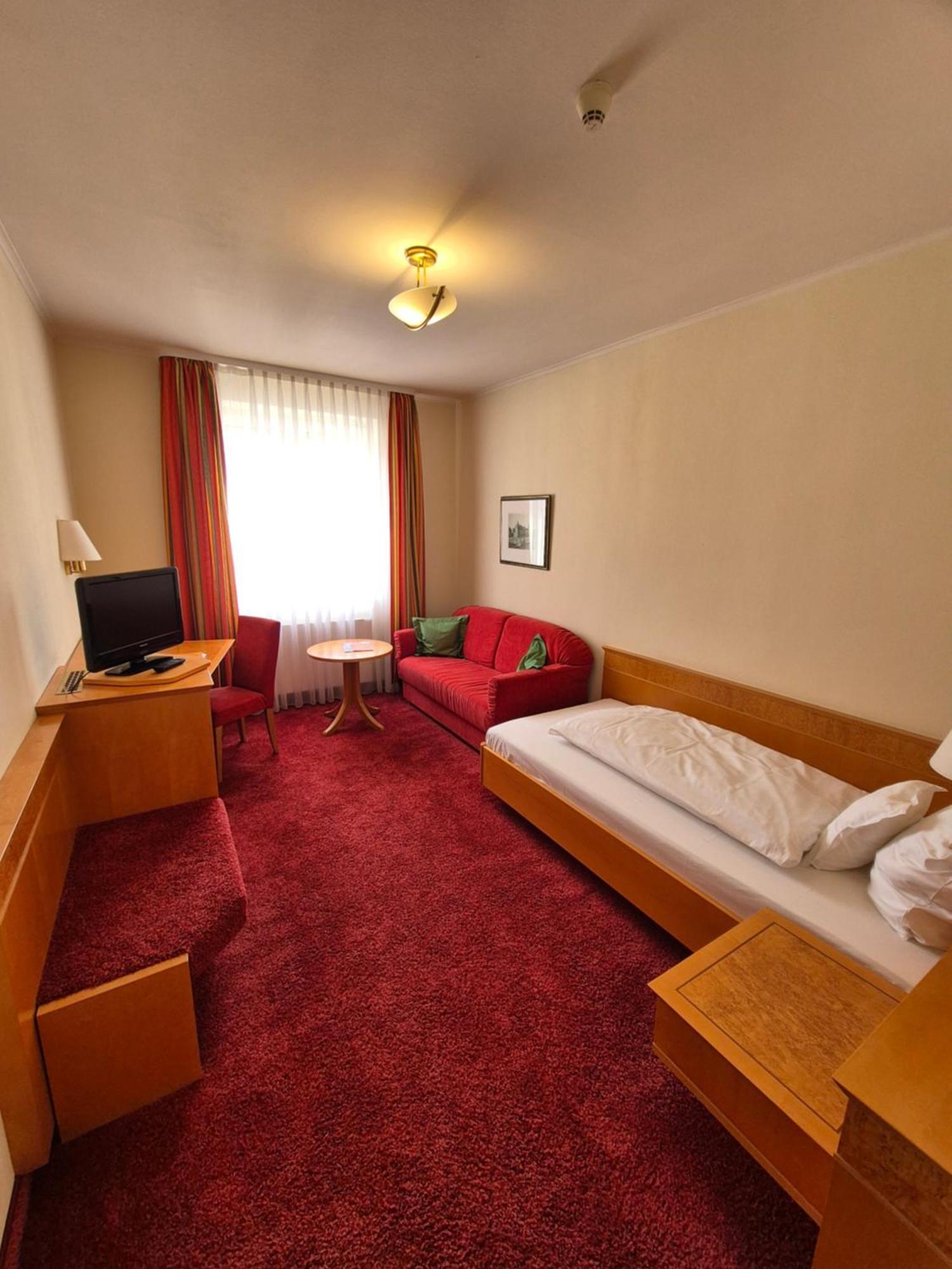 Comfort Single Room with Shower,1622882045:JPEG