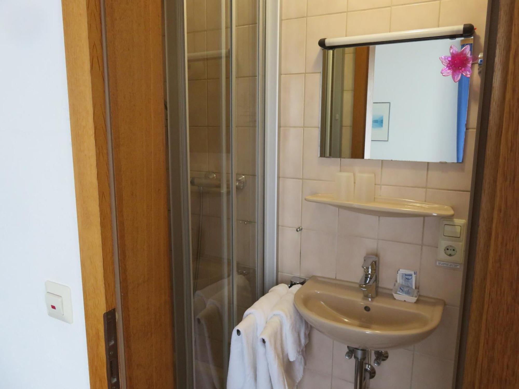 Doppelzimmer mit eigenem Bad