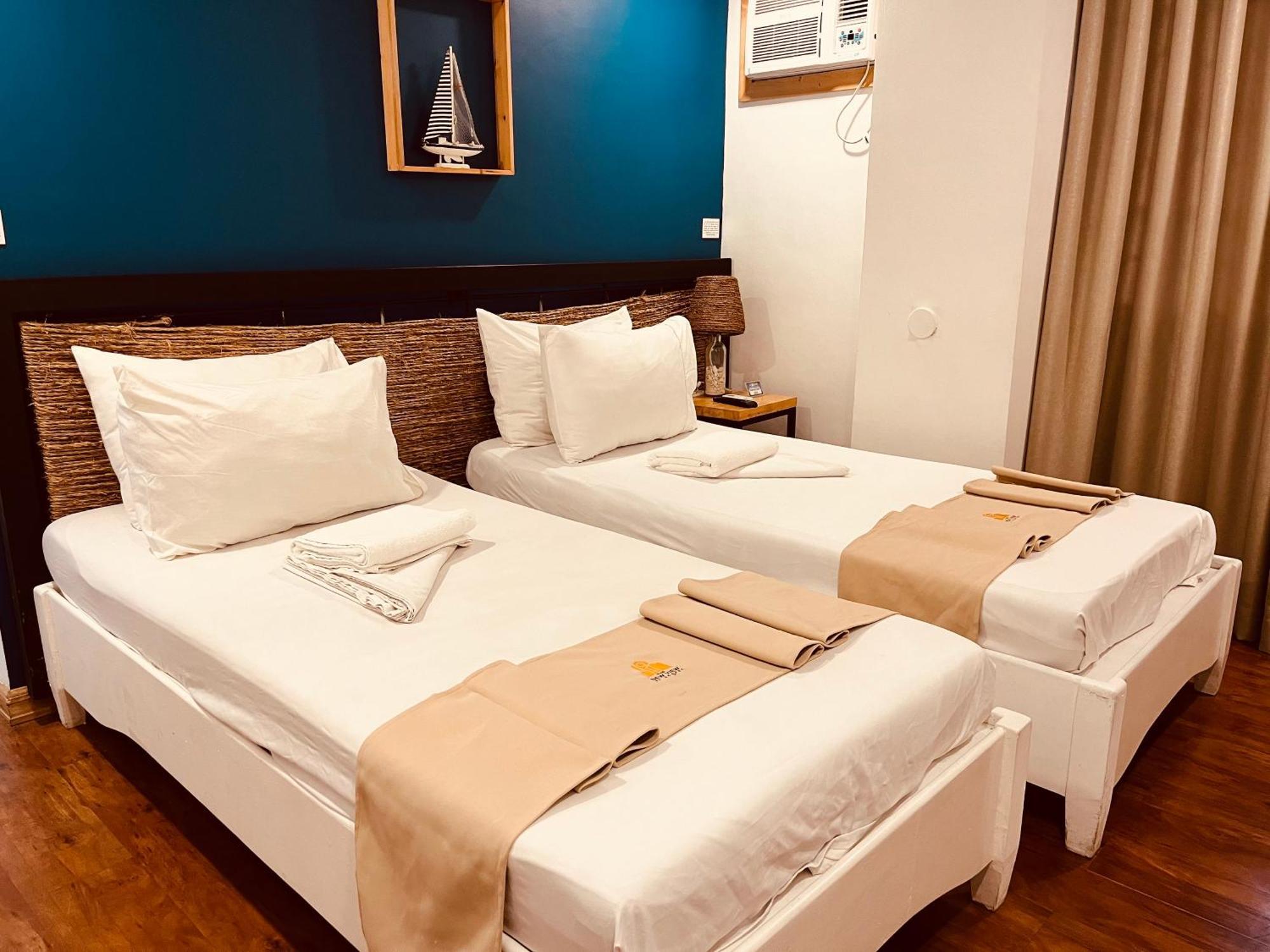 Deluxe Double or Twin Room