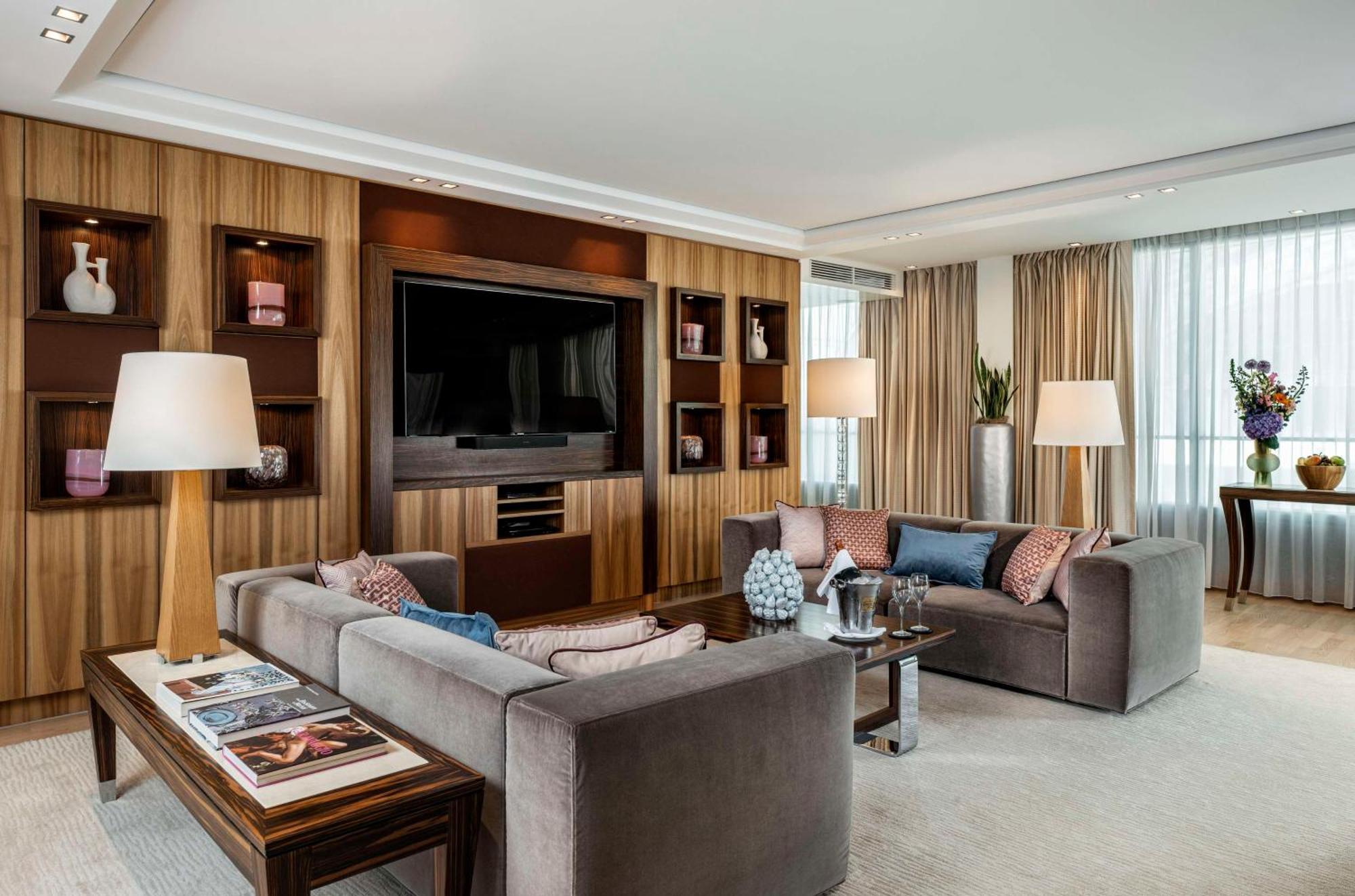 Presidential Suite