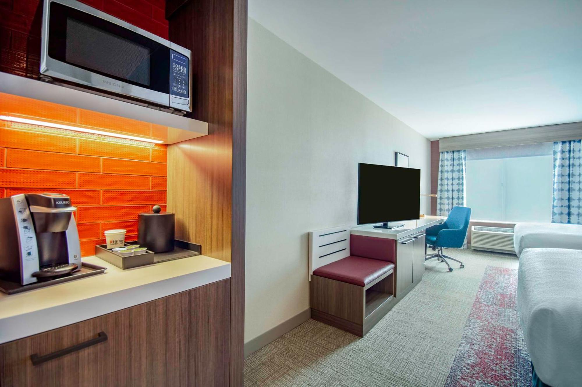 Double Room with Two Double Beds - Mobility Access
