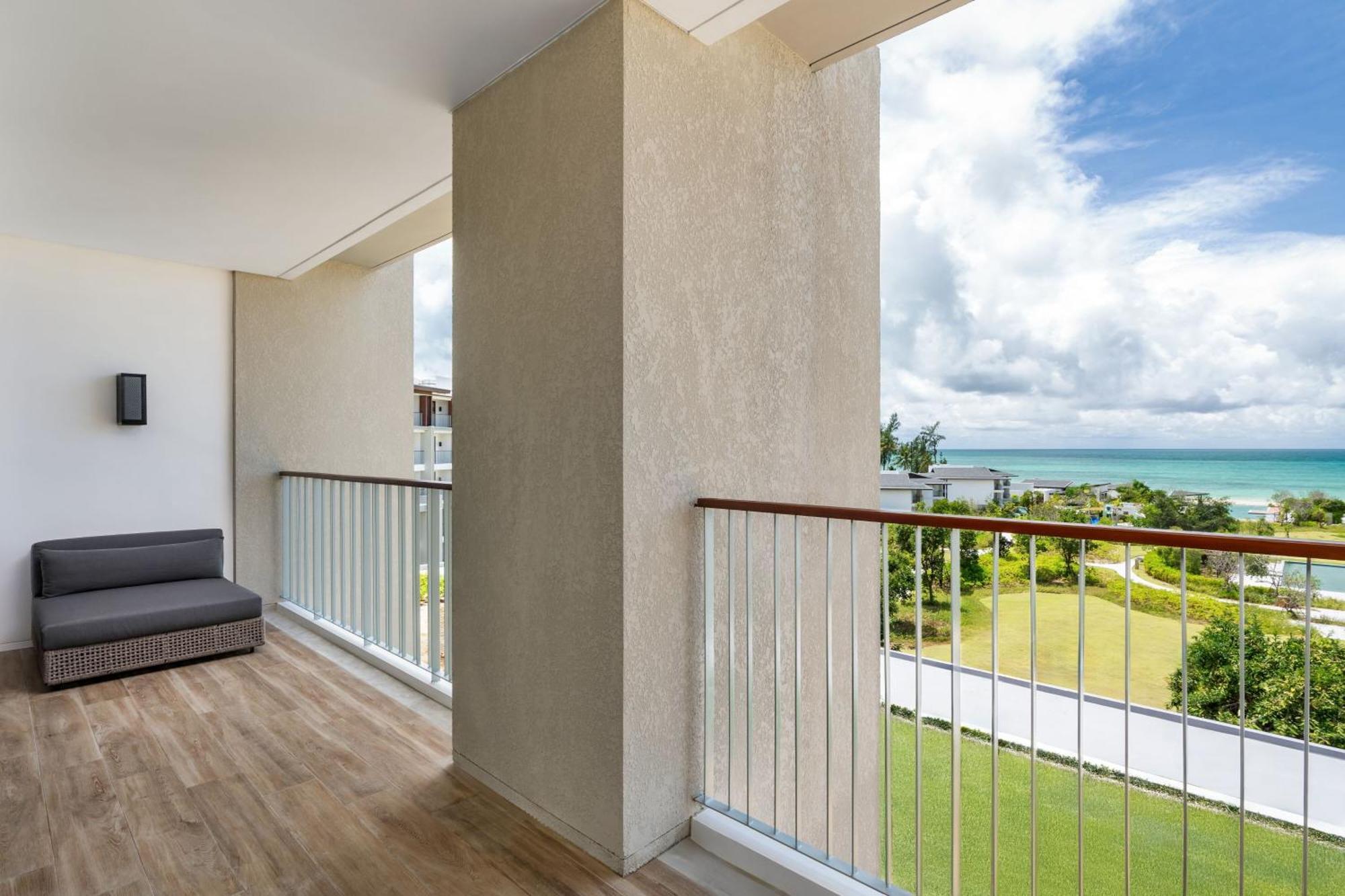 Suite 1 Chambre Lit King-Size avec Balcon - Vue sur Océan