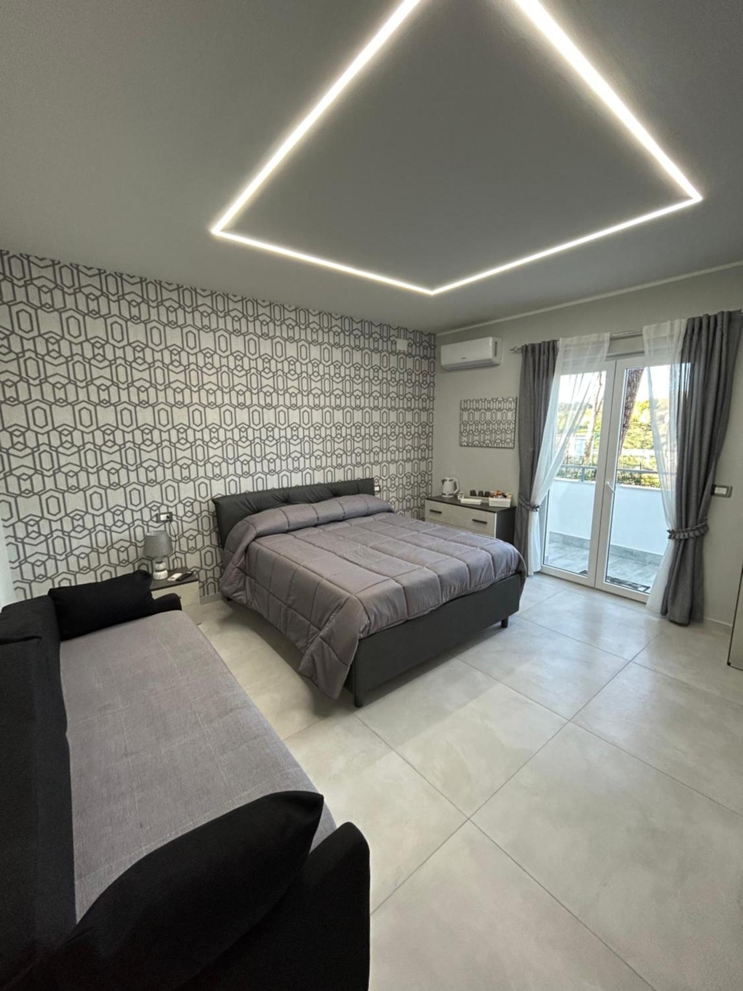 Triple Room with City View