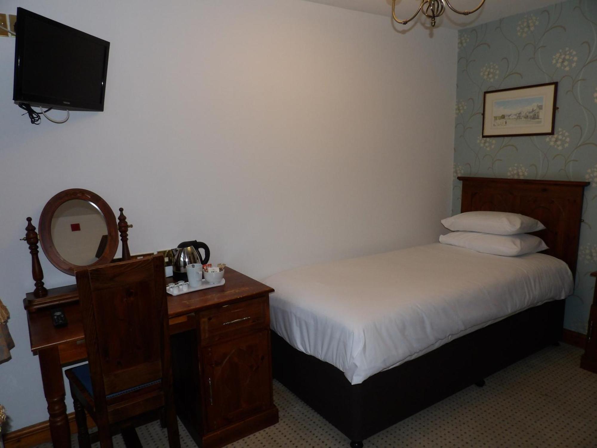 Superior Single Room