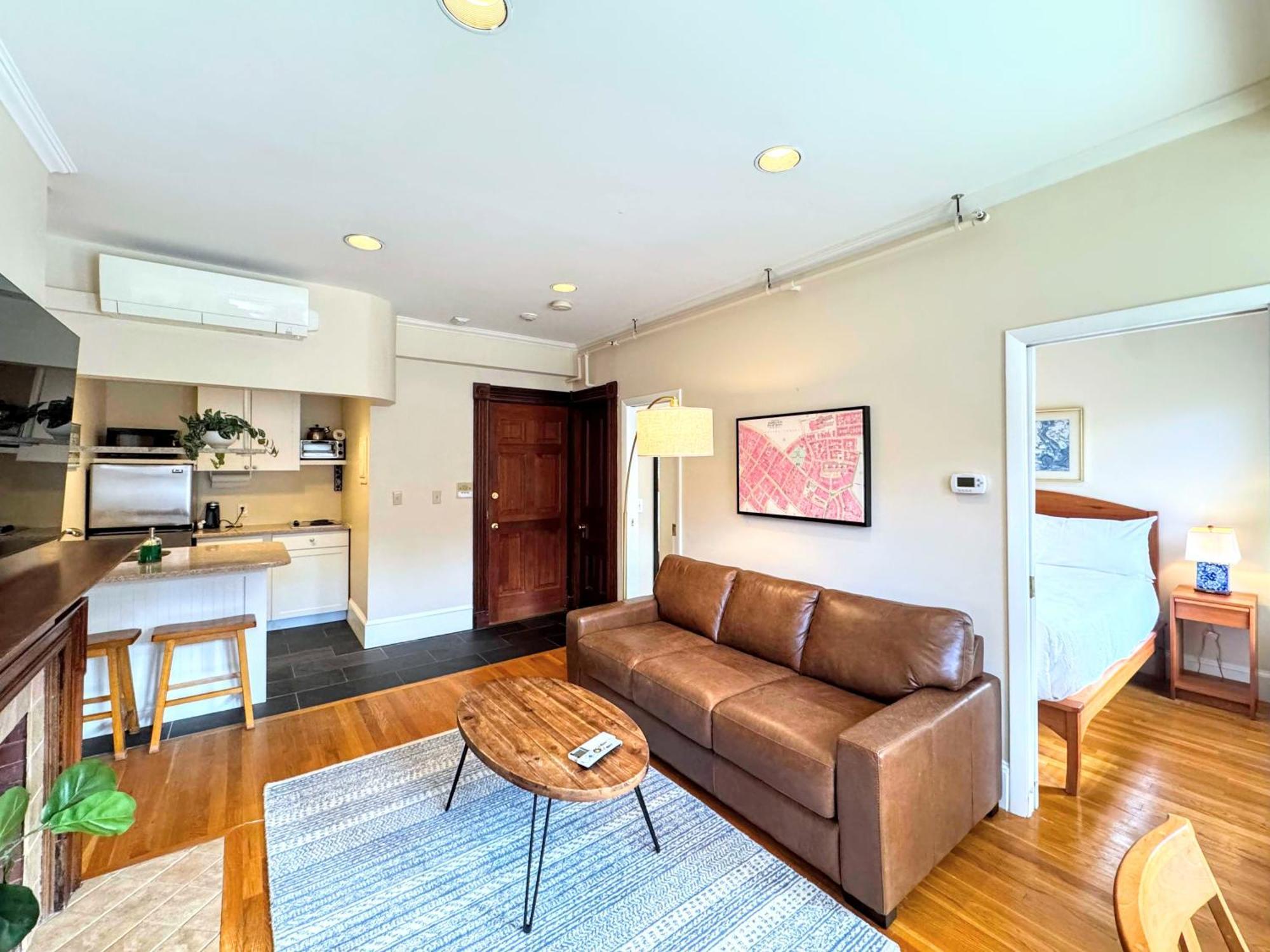 One-Bedroom Suite,1624748193:JPEG