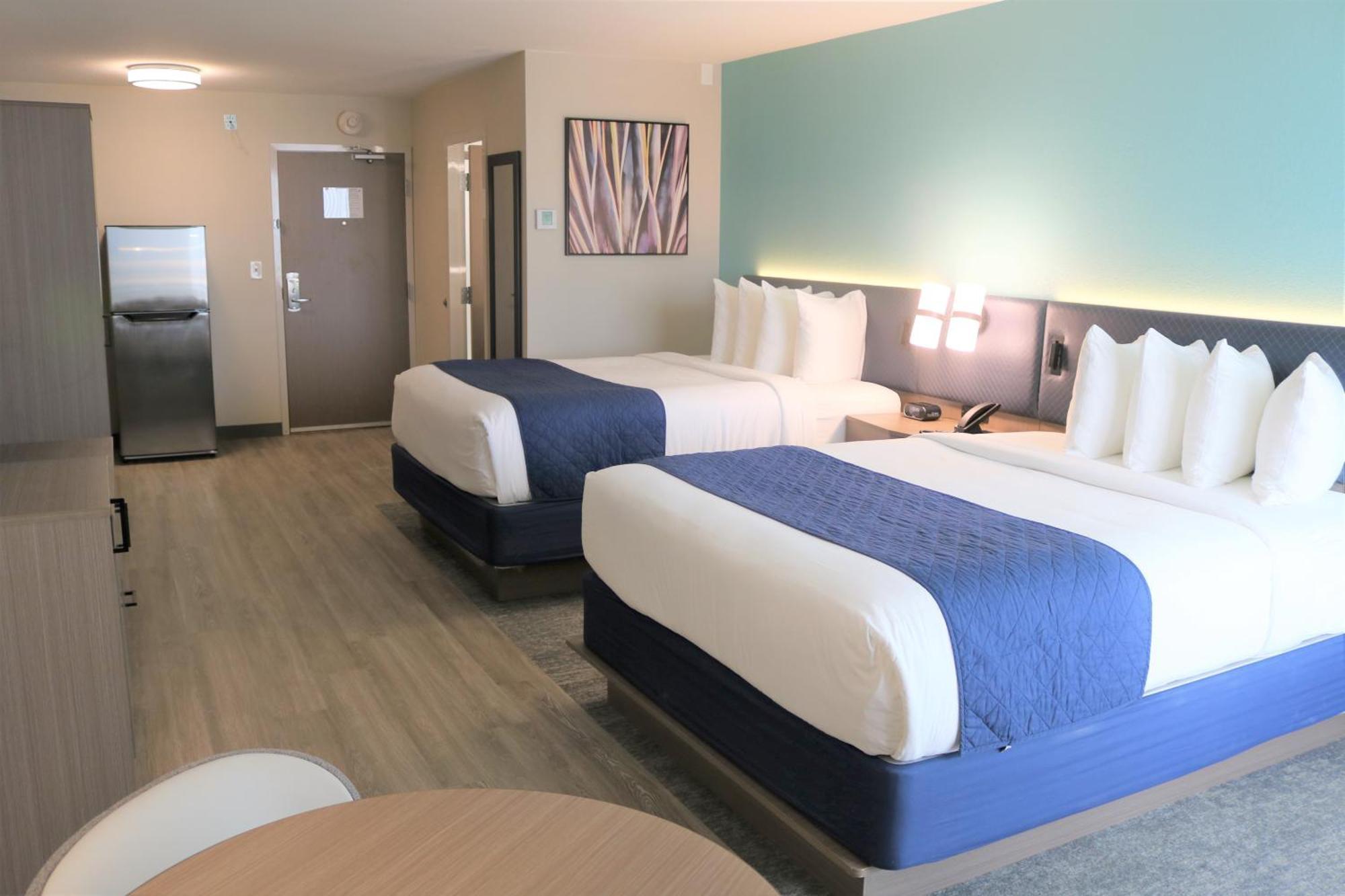 Queen Zimmer mit 2 Queensize-Betten und Stadtblick - Nichtraucherzimmer