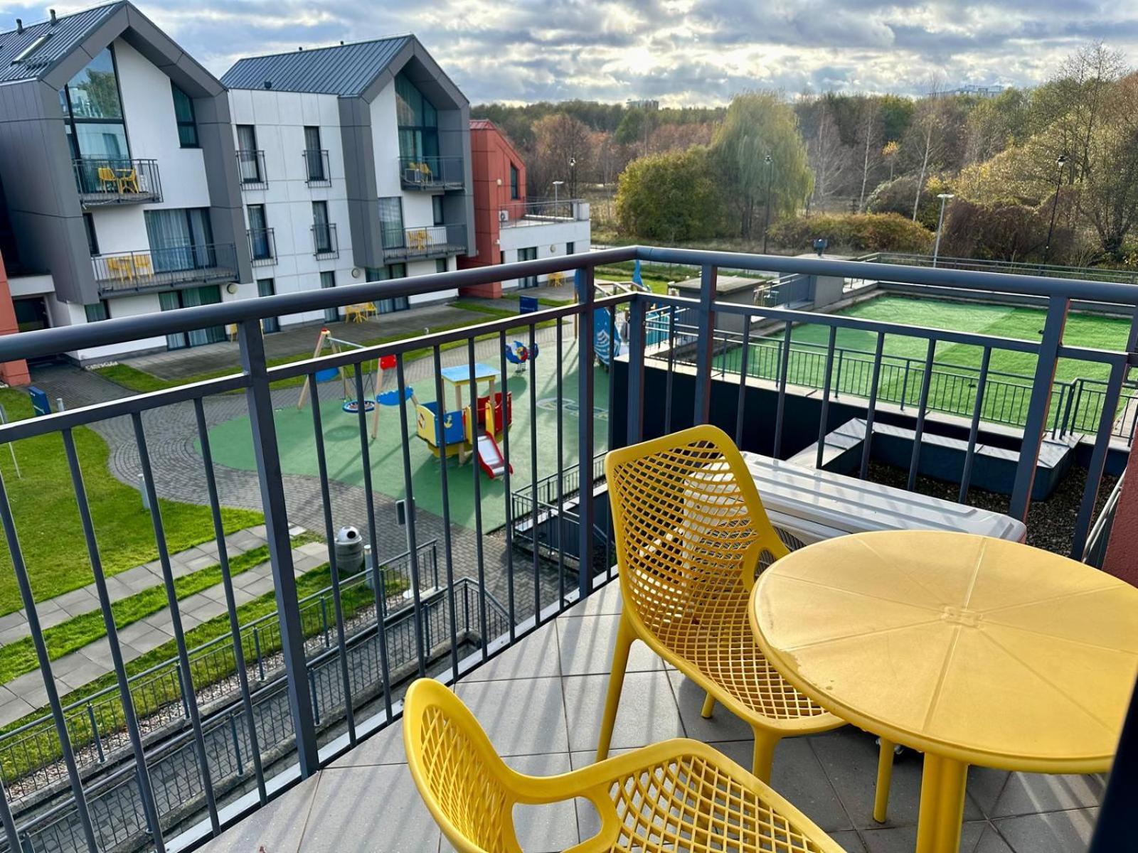 2 Bedroom Suite Plus 4 Single Beds