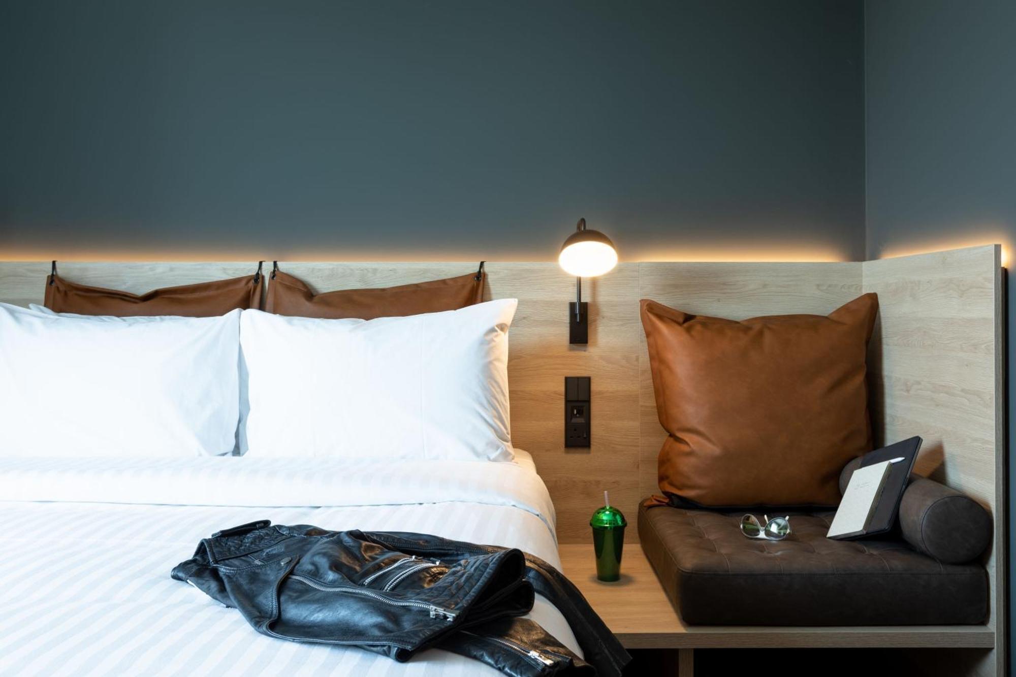 Moxy Dream Maker Queen Room Top Floor