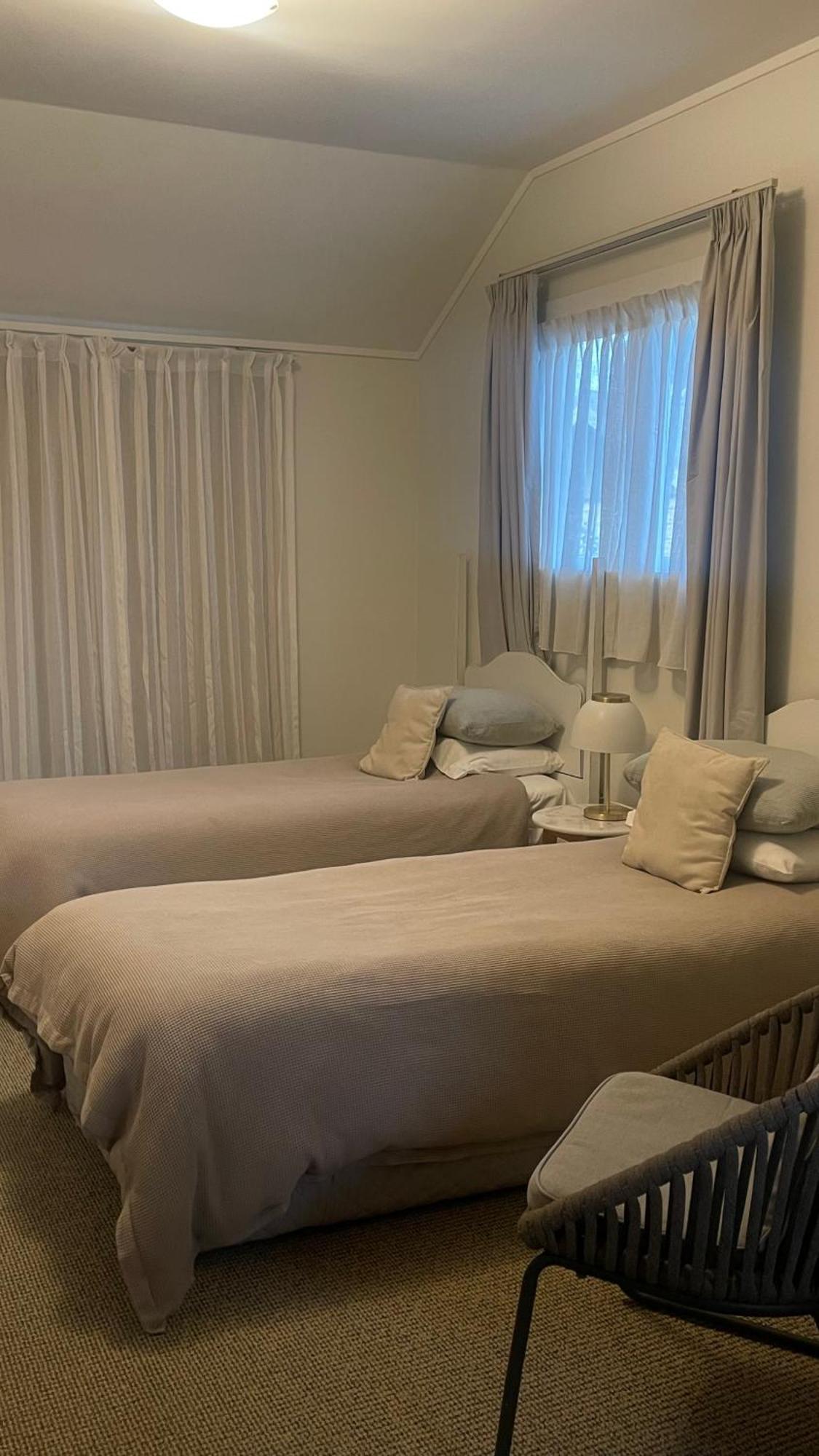 Twin Bed Suite,1651734427:JPEG