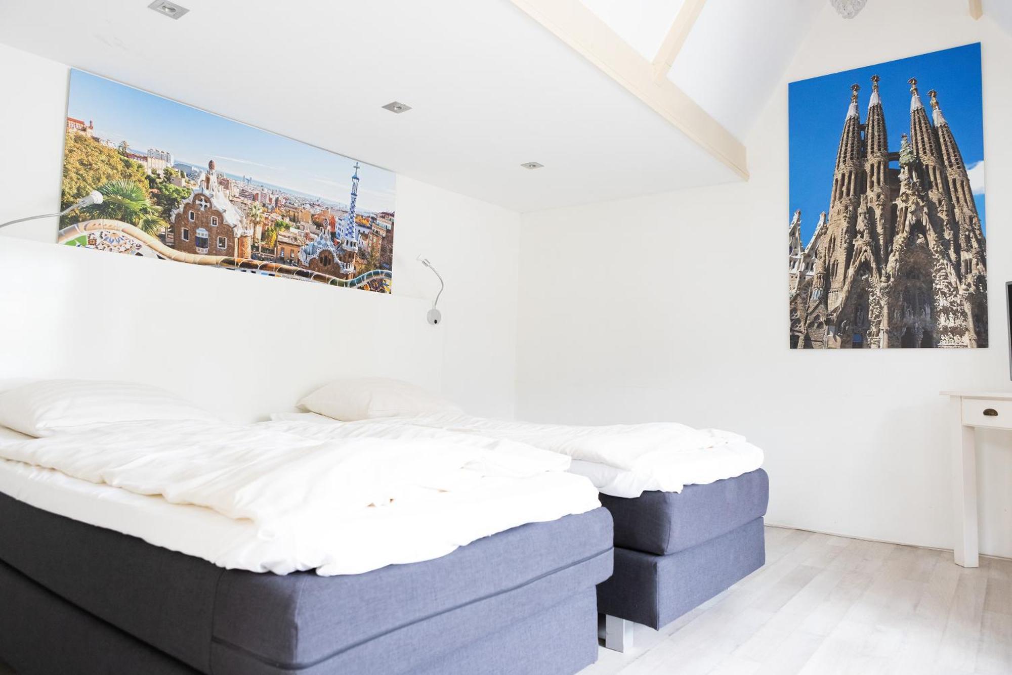 Driepersoonskamer met Badkamer