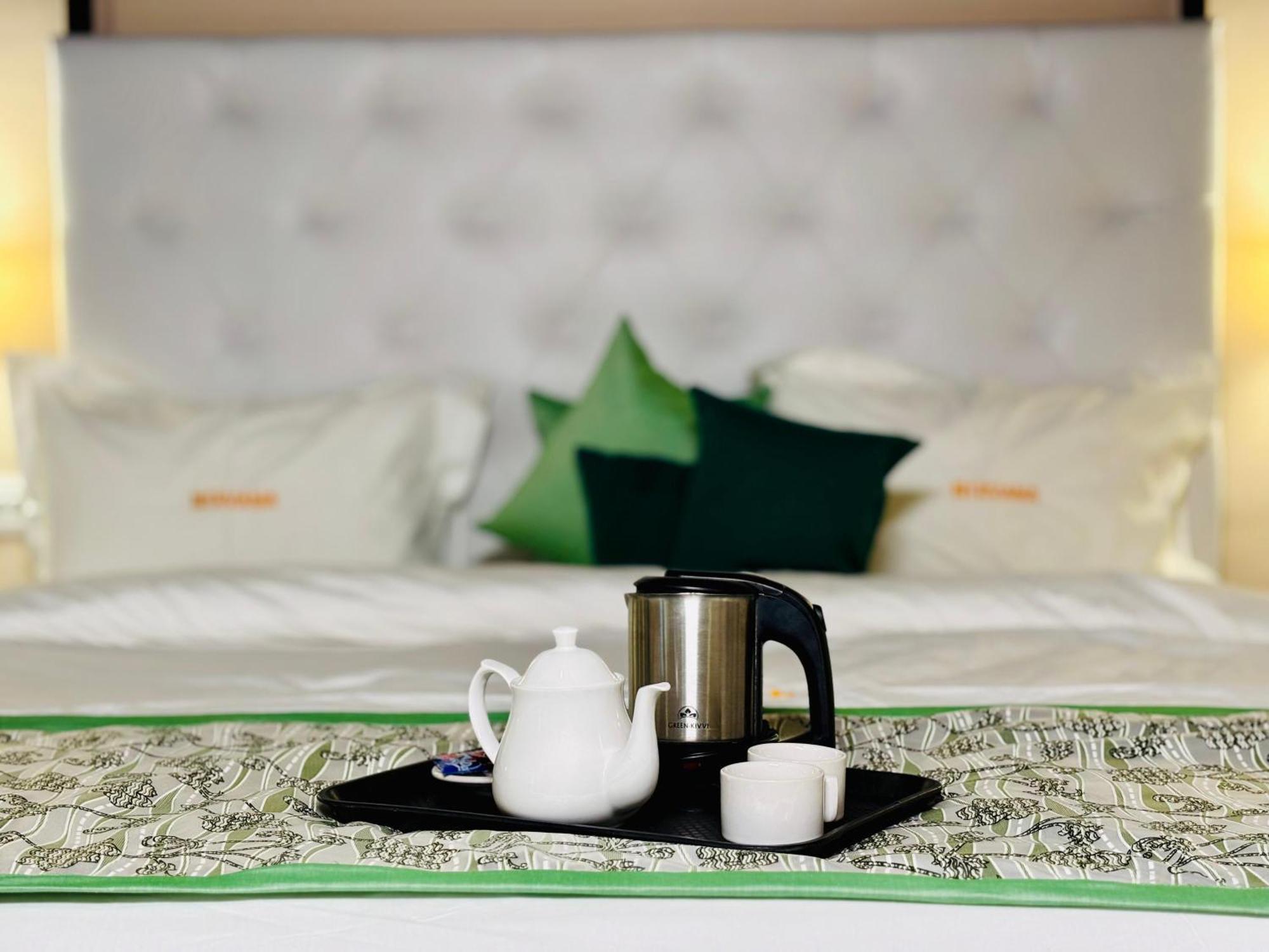 Deluxe King Room