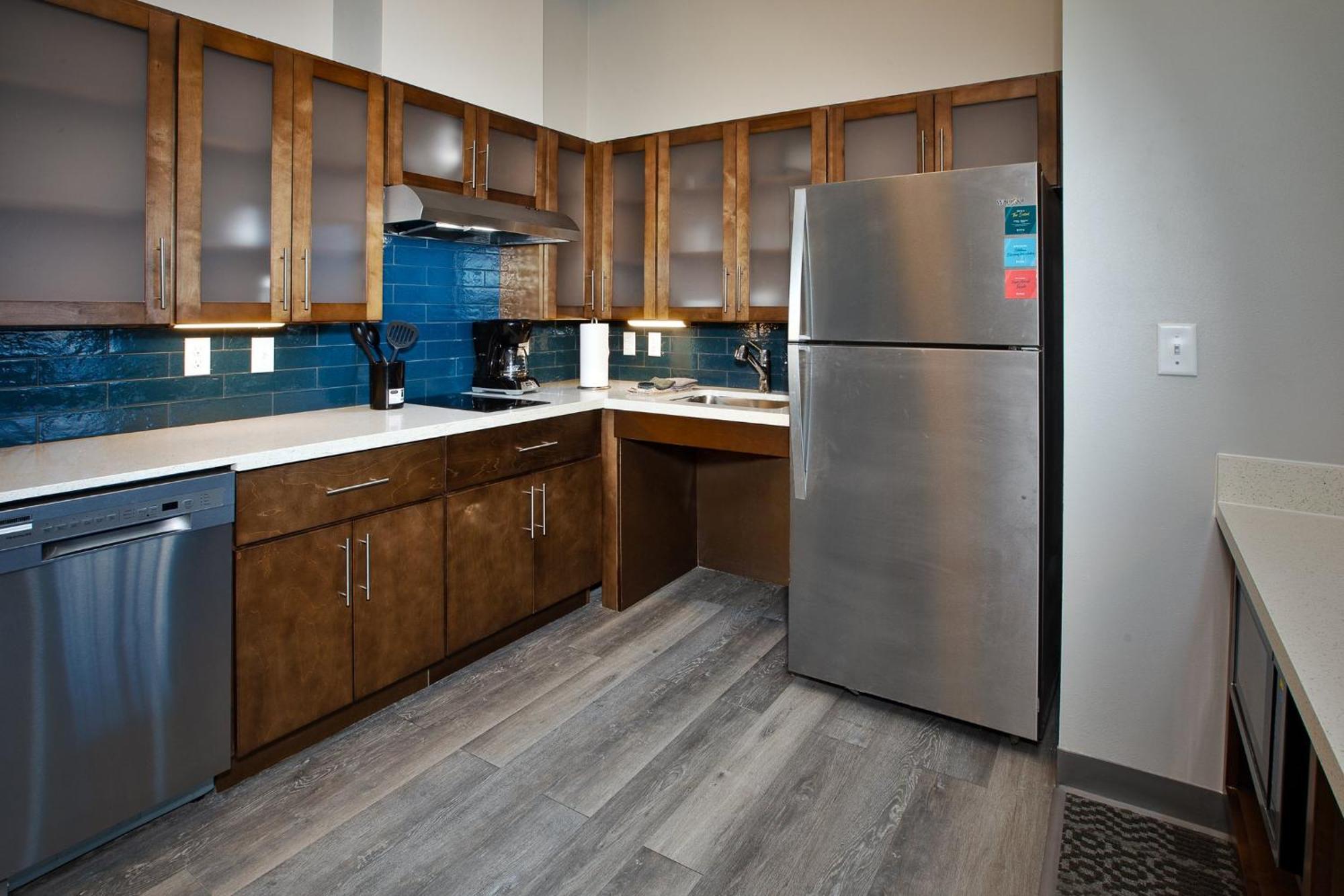 King Studio Suite