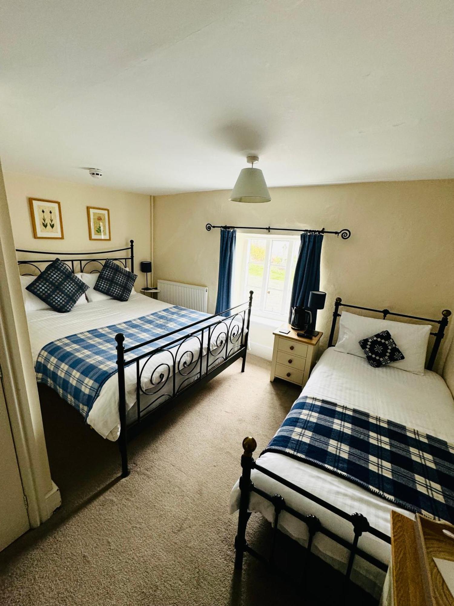 Double Room with Extra Bed