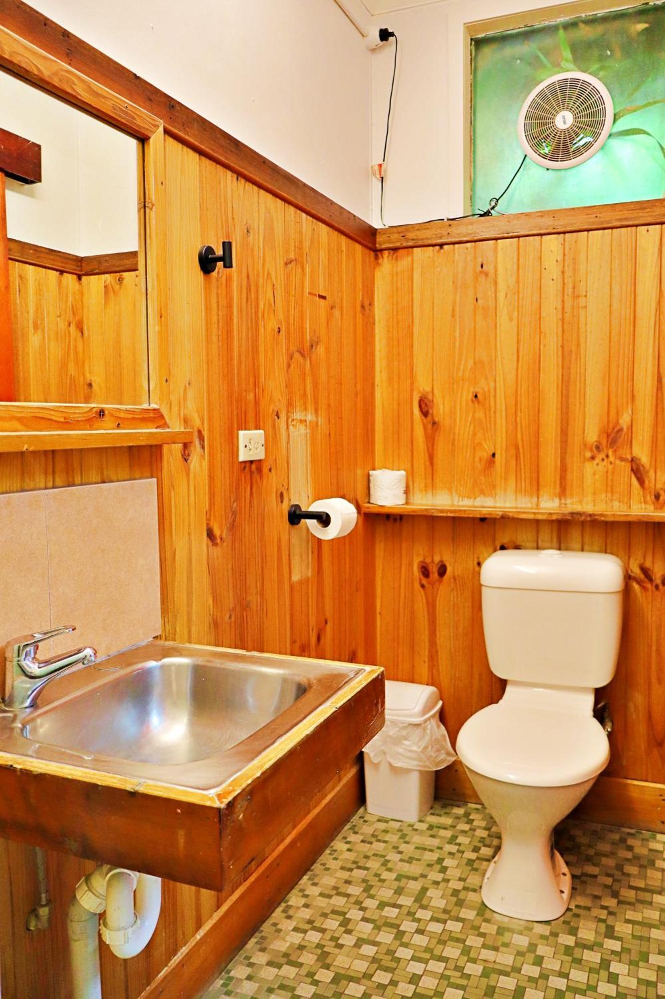Queen Room with Private Bathroom