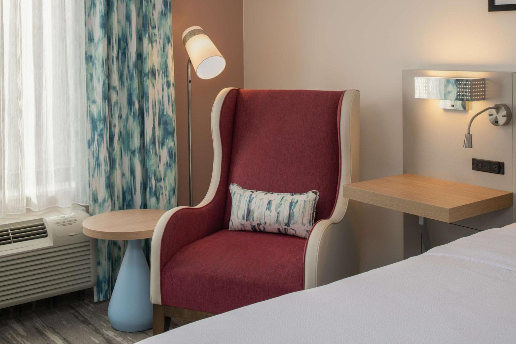 King Room with Sofa Bed and Roll-in Shower - Mobility Accessible