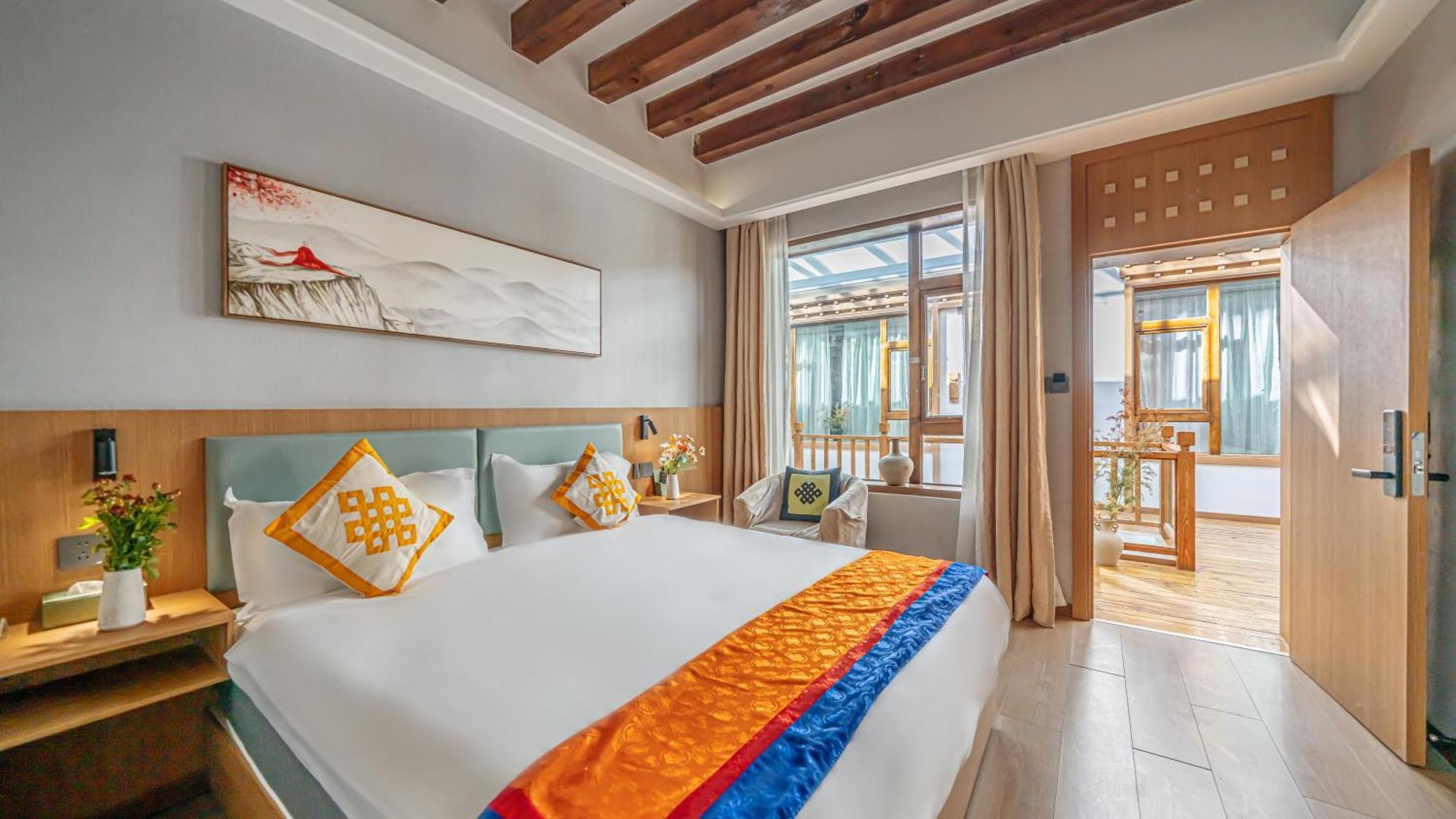 Superior Queen Room