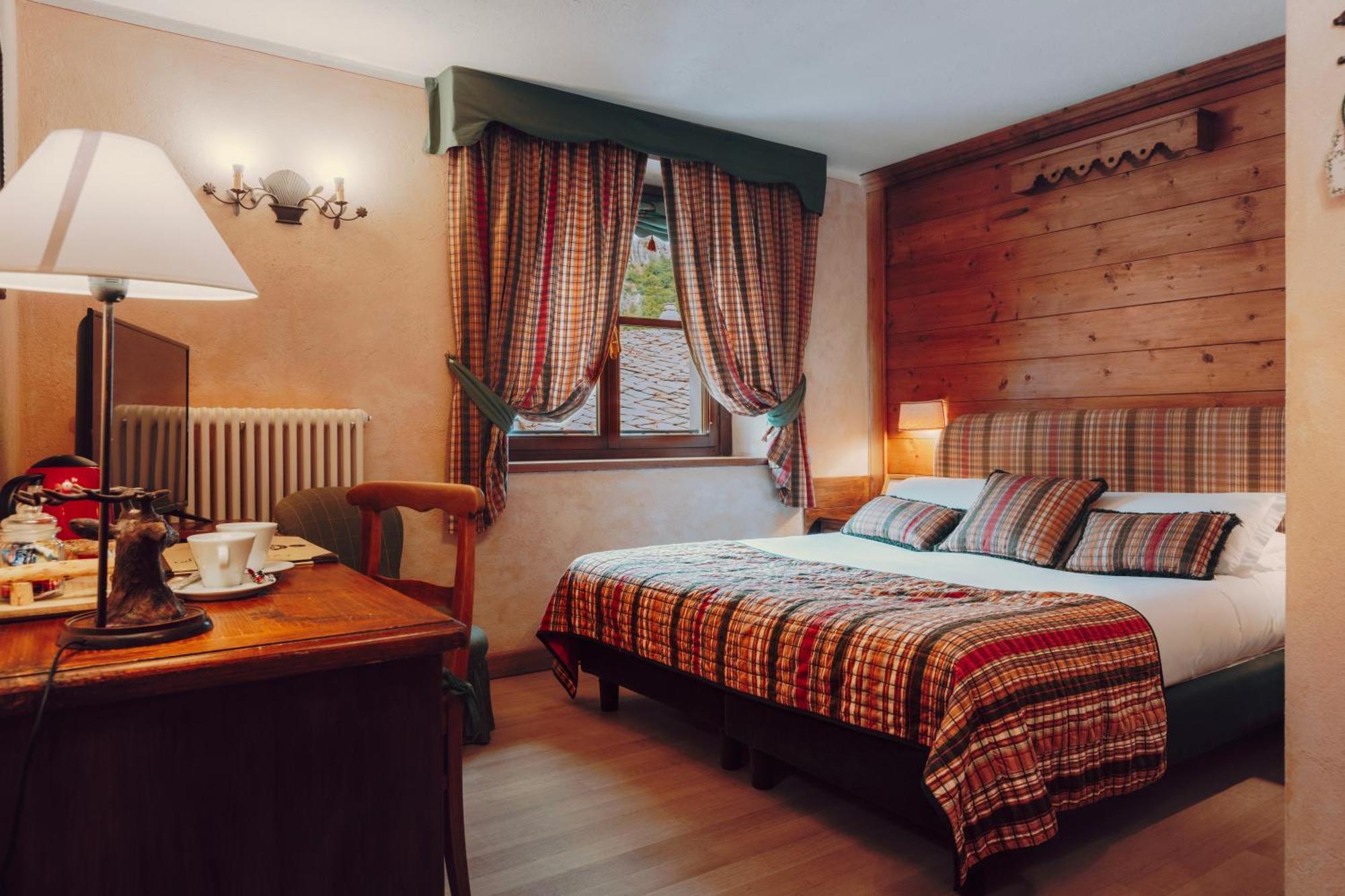 Comfort Double or Twin Room
