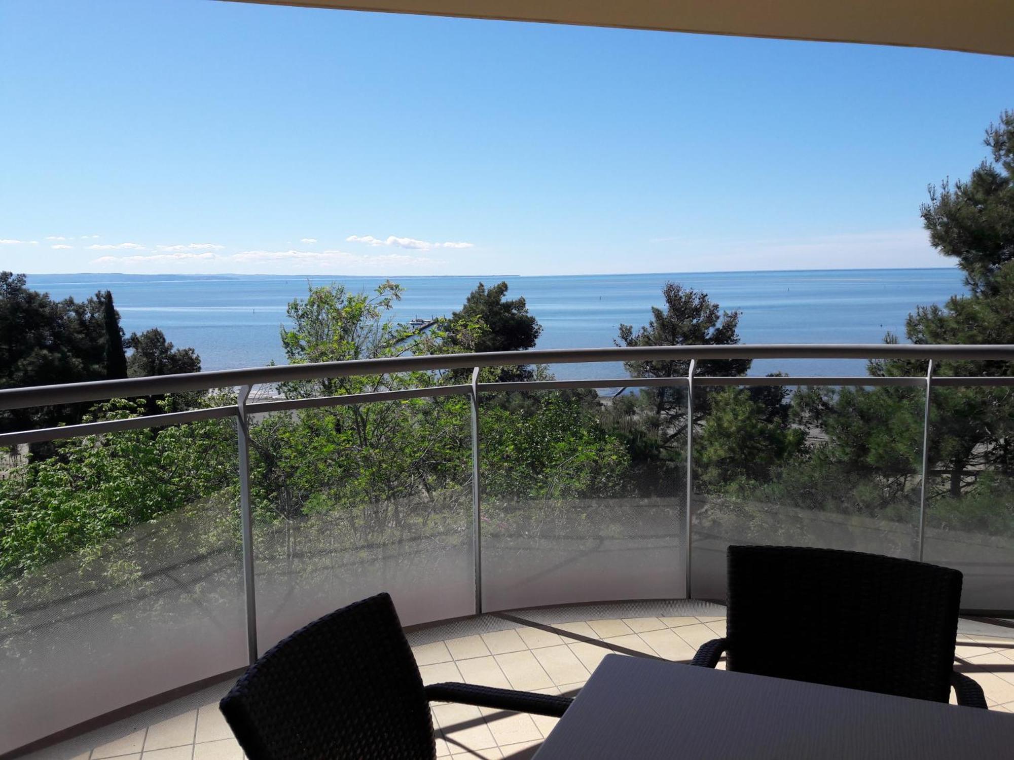 Apartment mit 1 Schlafzimmer, Balkon und Meerblick