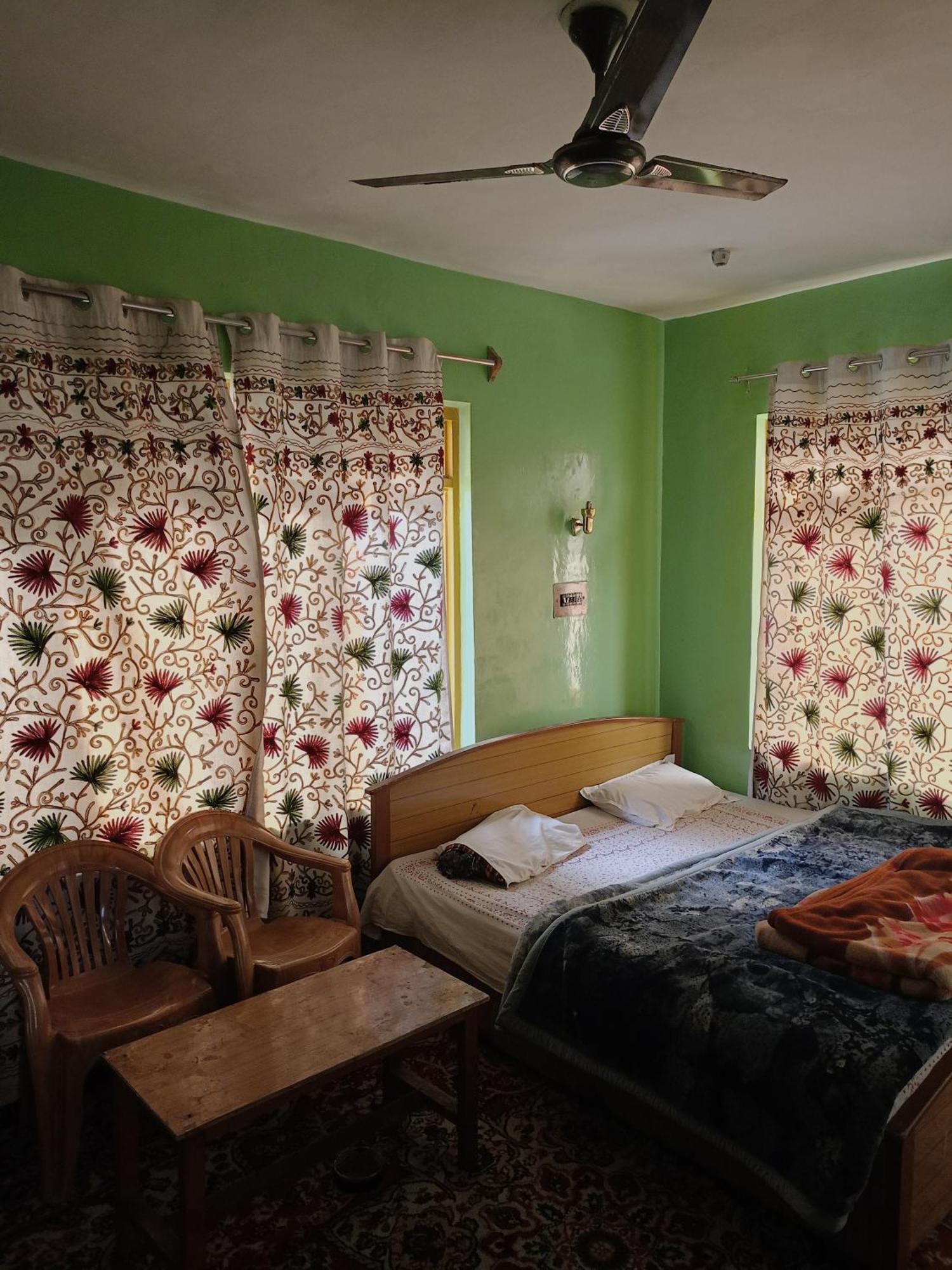 Classic Triple Room