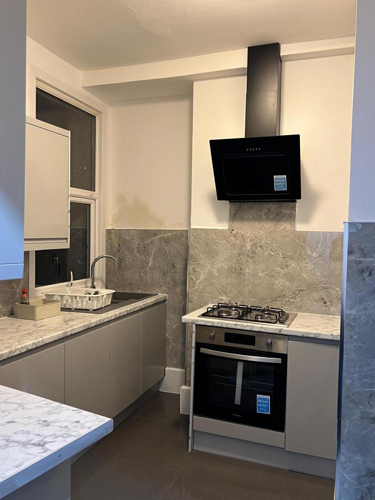 Double Room Private External Bathroom