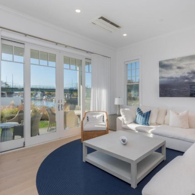Three-Bedroom Apartment with View